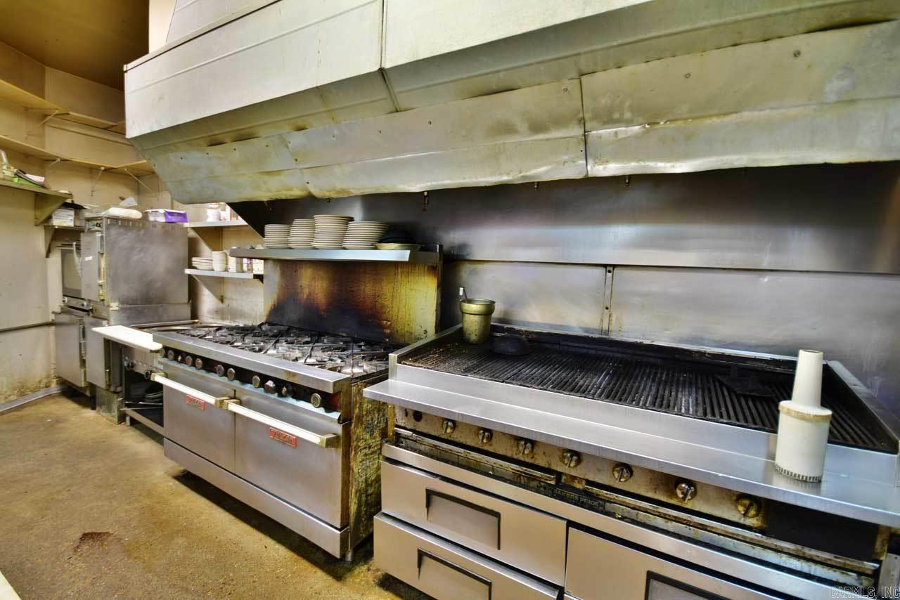 Balboa Commercial - Commercial Sale