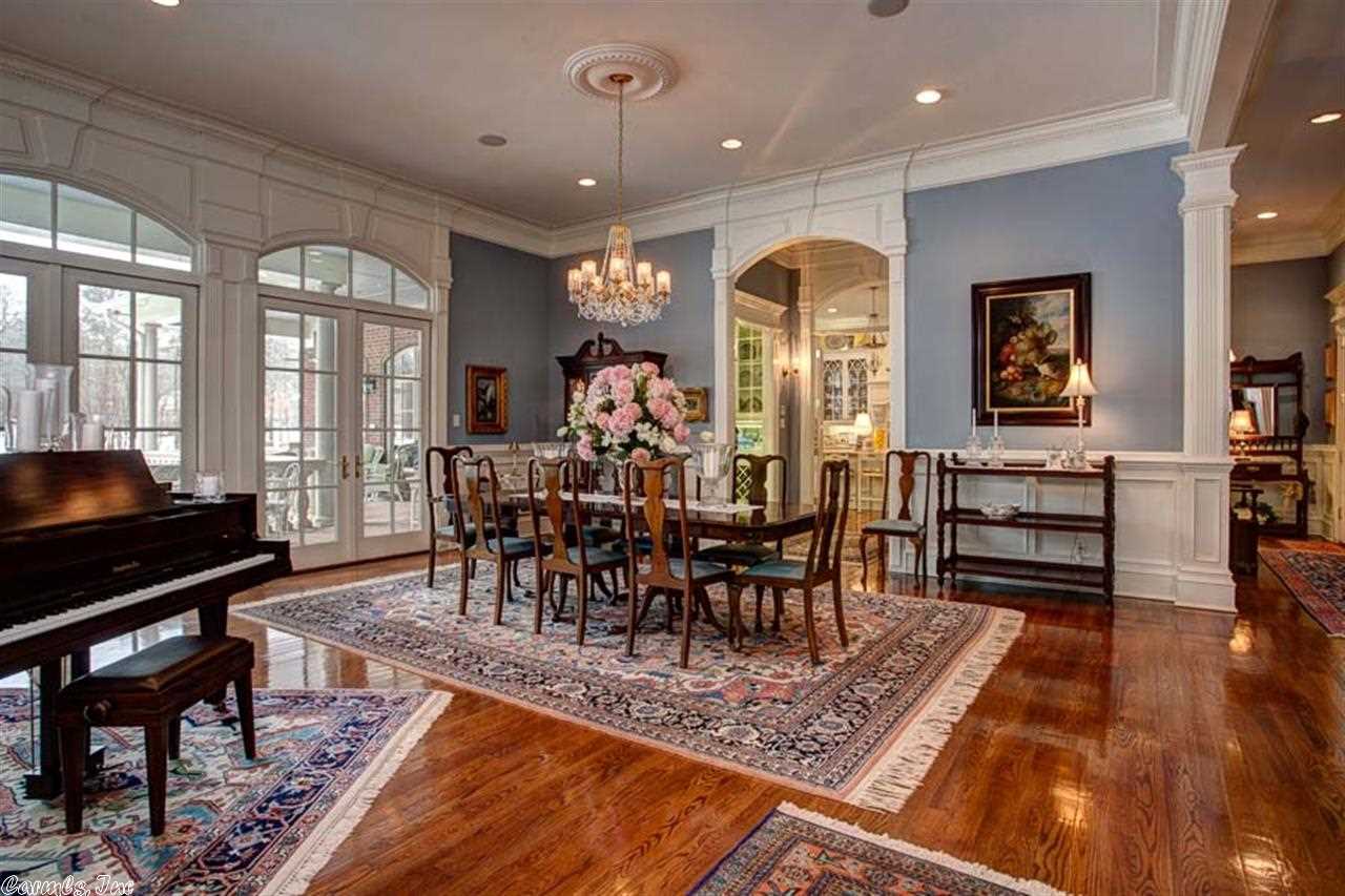 CHENAL VALLEY CHENAL CIRCLE - Residential