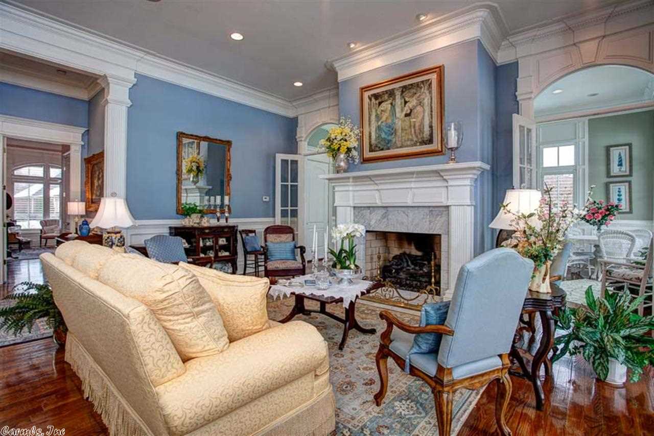 CHENAL VALLEY CHENAL CIRCLE - Residential