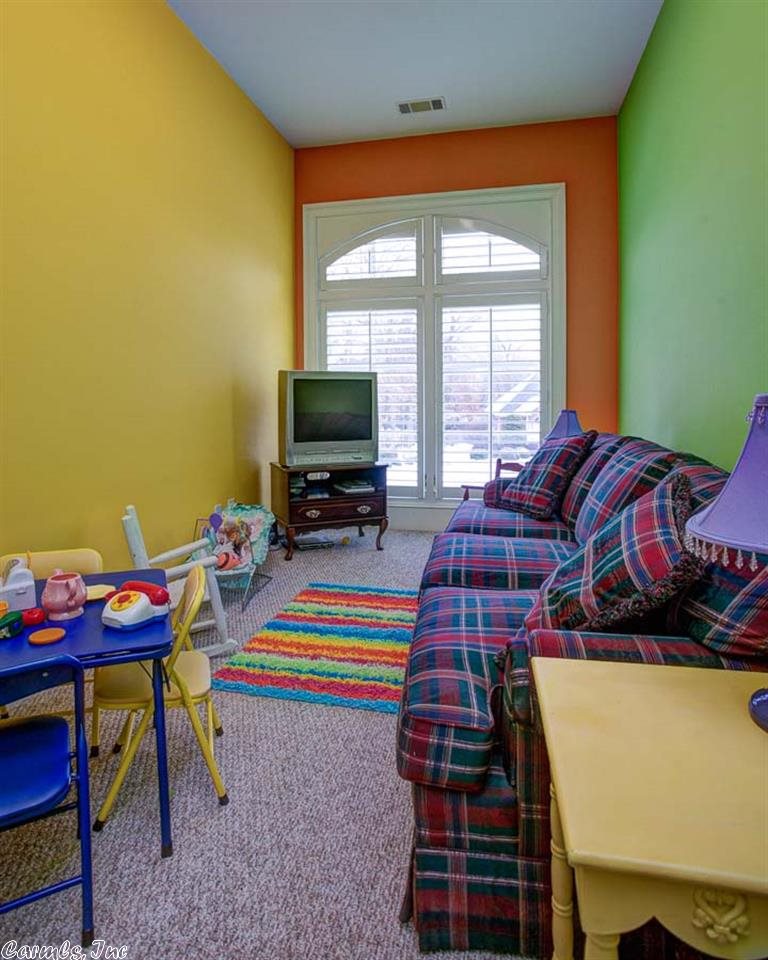 CHENAL VALLEY CHENAL CIRCLE - Residential