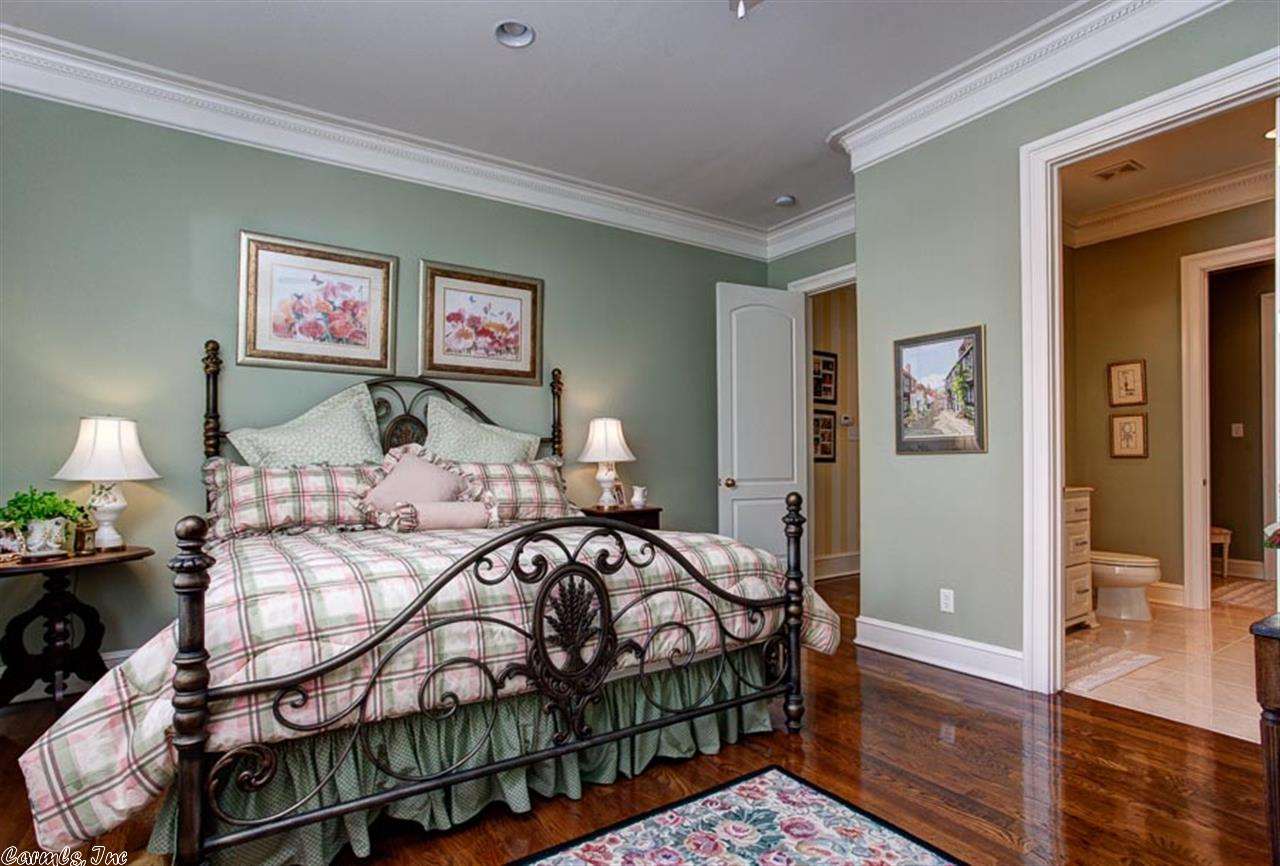 CHENAL VALLEY CHENAL CIRCLE - Residential