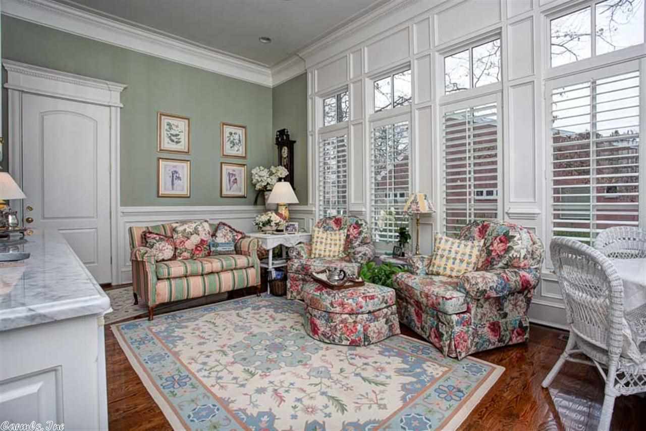 CHENAL VALLEY CHENAL CIRCLE - Residential