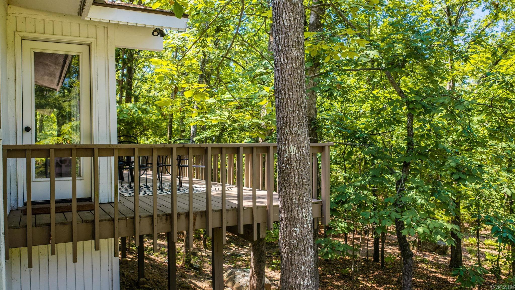 Eden Isle-Country Club - Residential