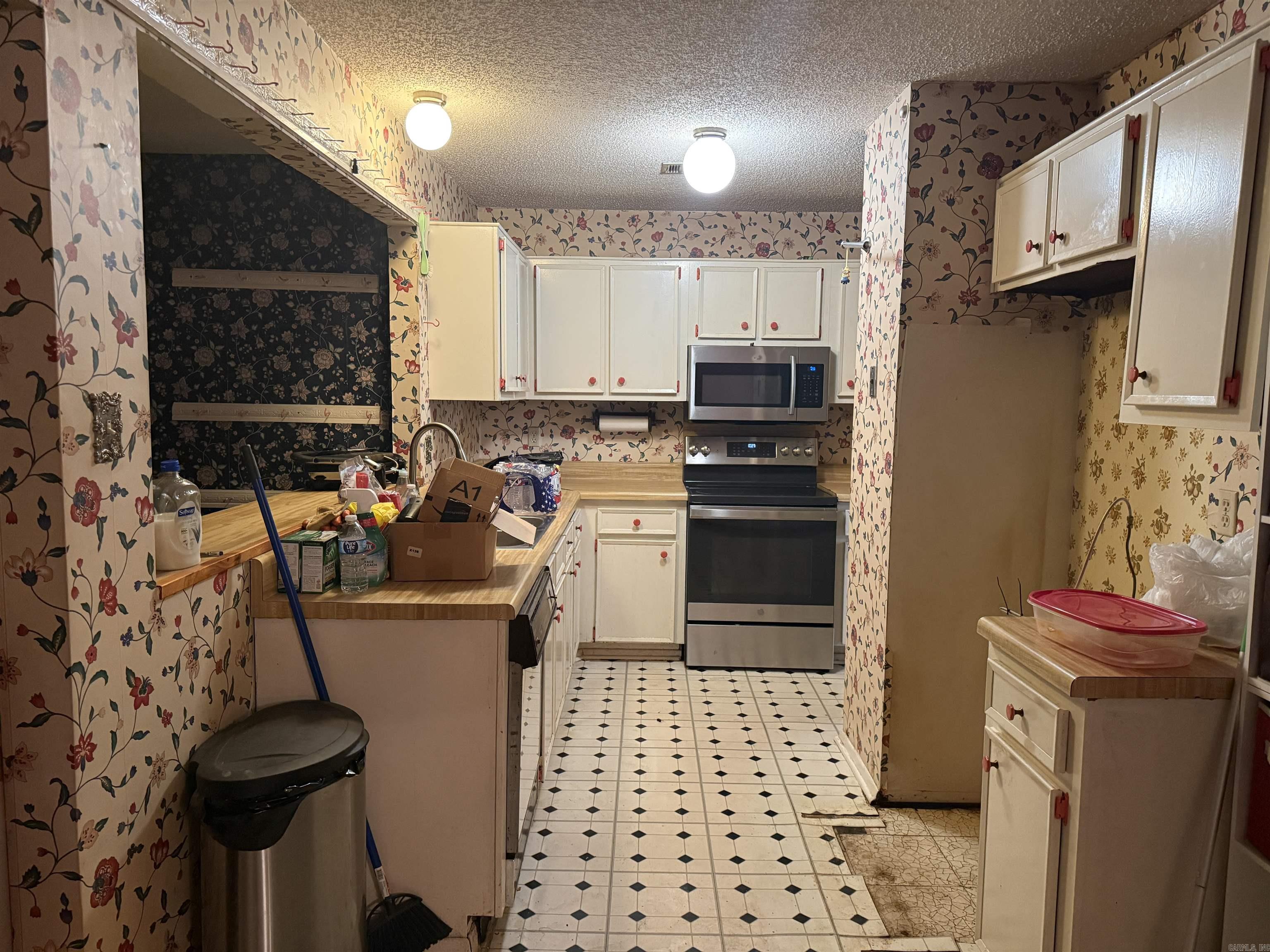 DEER MEADOW - Residential