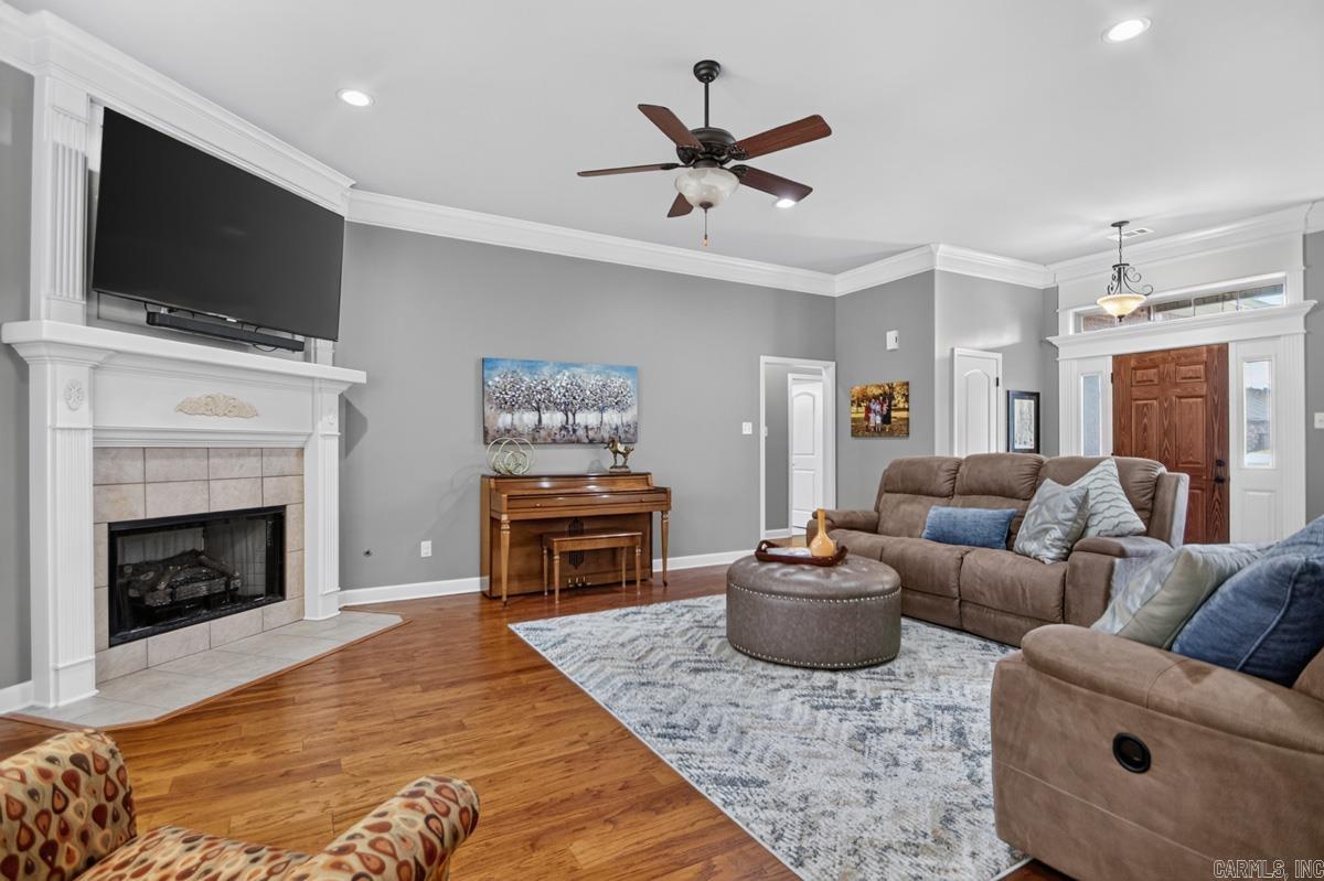 CREEKSIDE ADDN - Residential