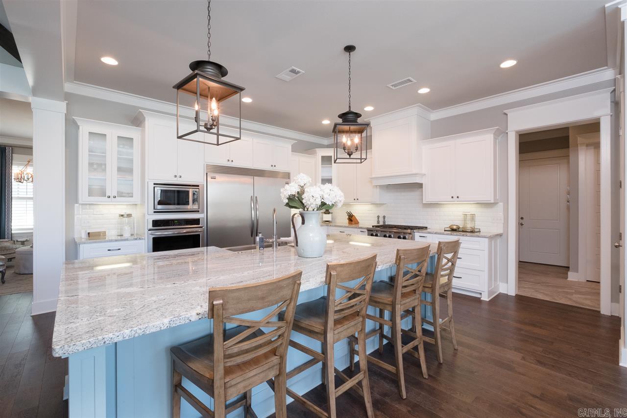 WOODLANDS EDGE - Residential