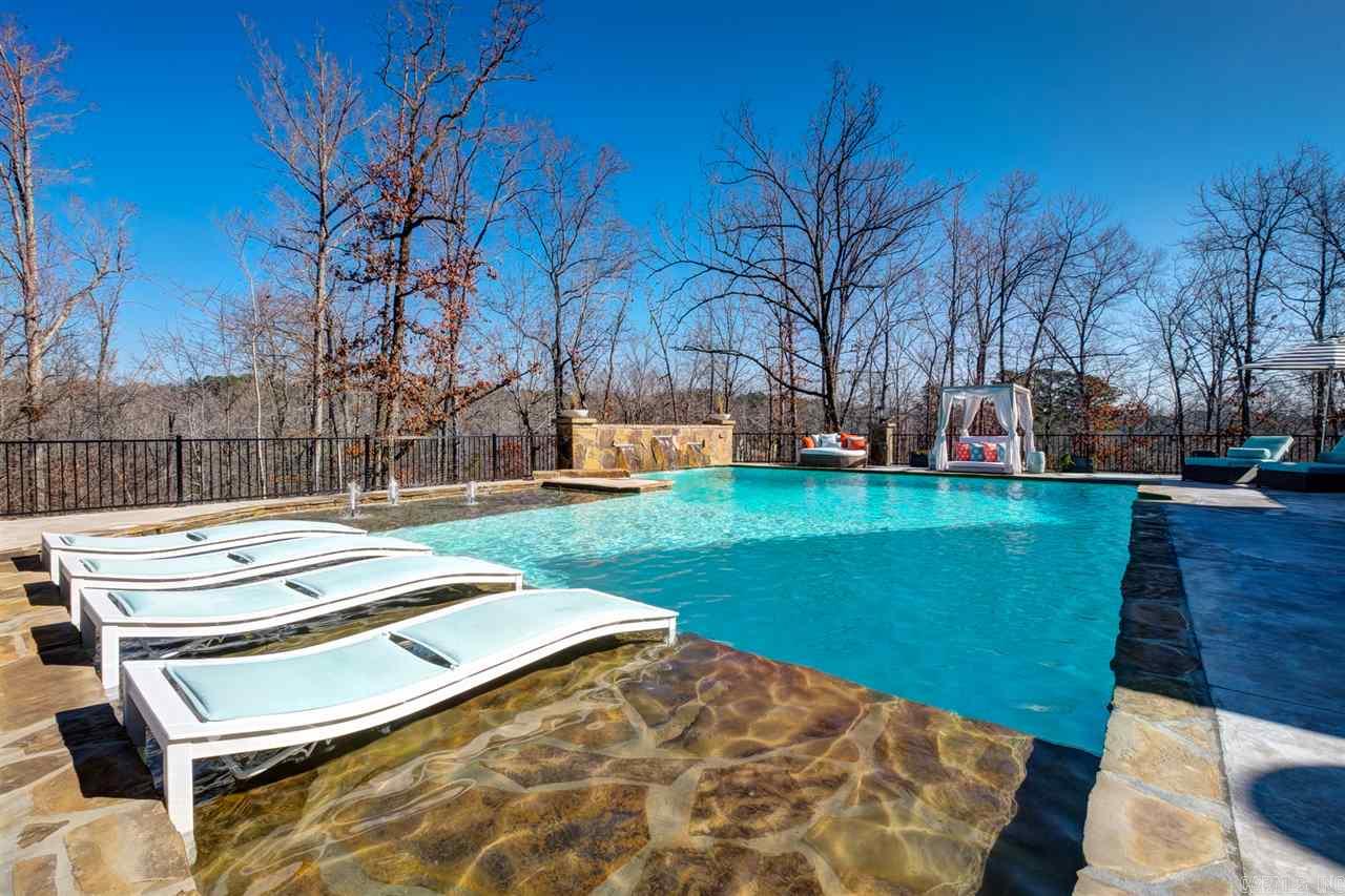 WOODLANDS EDGE - Residential