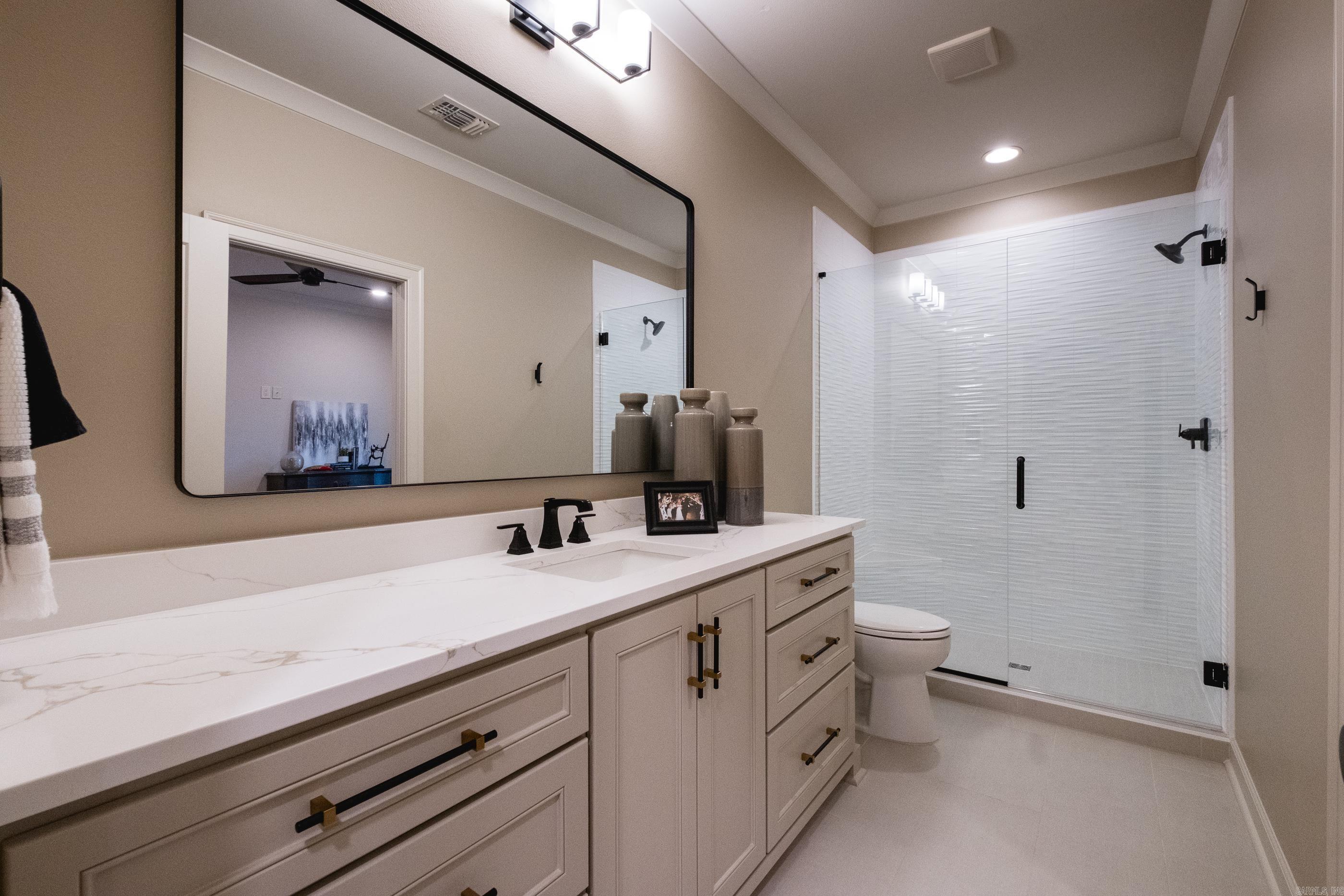 CHENAL VALLEY "MIRAMONT CIRCLE" - Residential