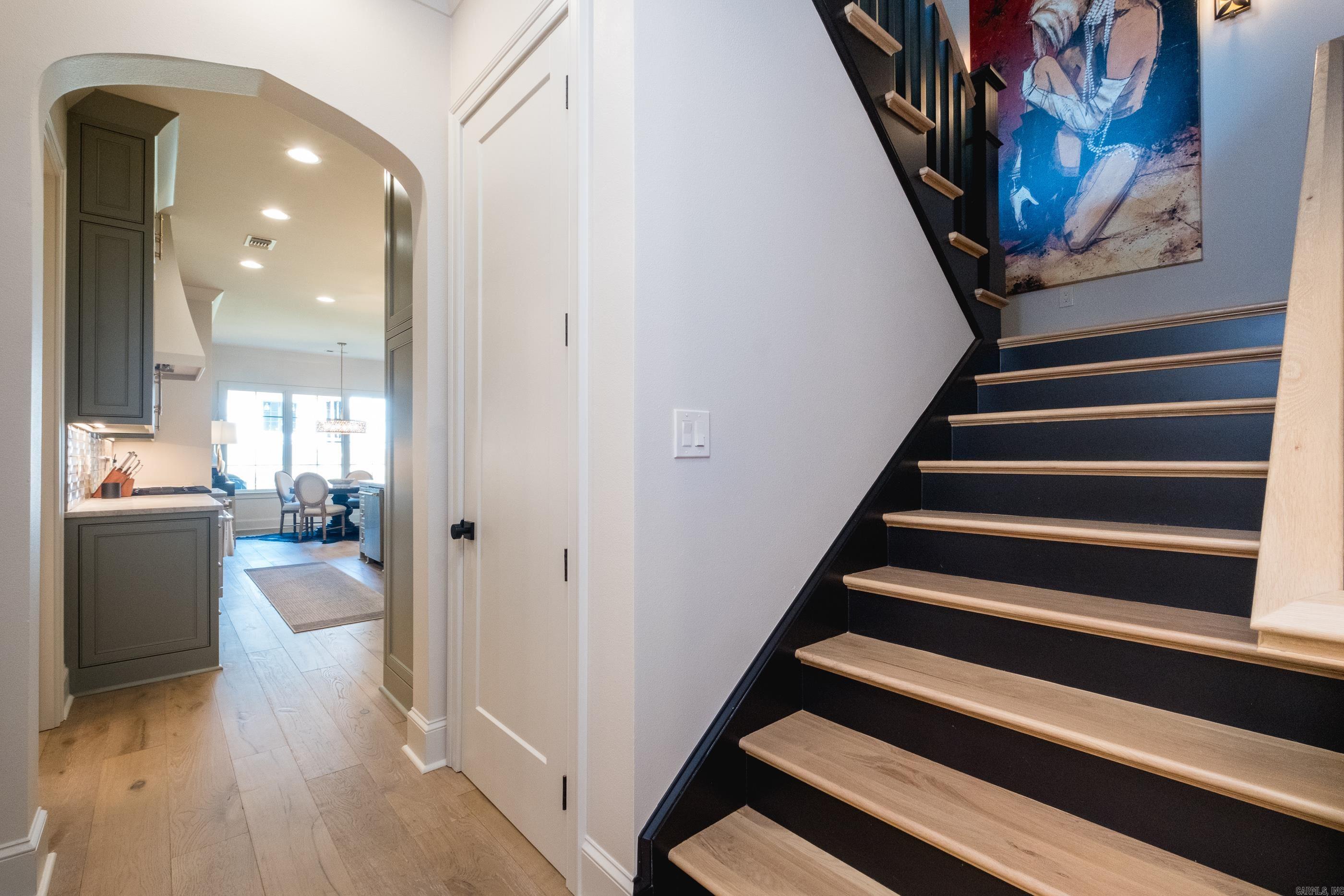 CHENAL VALLEY "MIRAMONT CIRCLE" - Residential