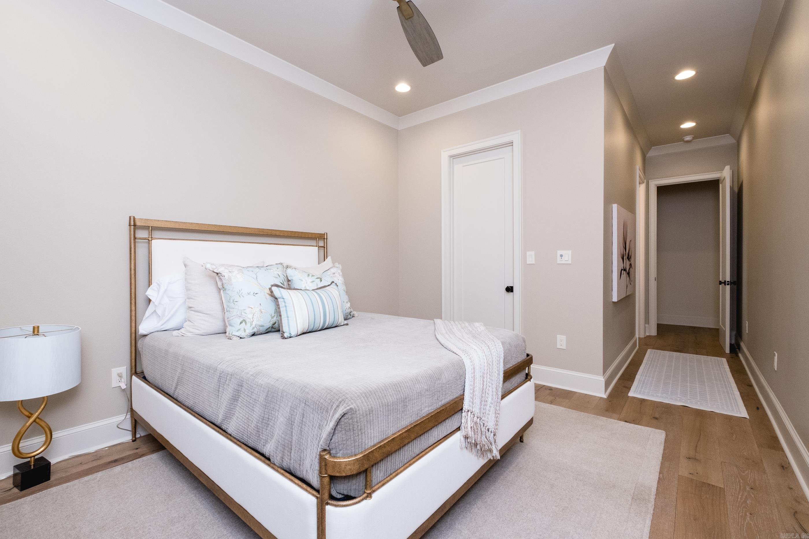 CHENAL VALLEY "MIRAMONT CIRCLE" - Residential