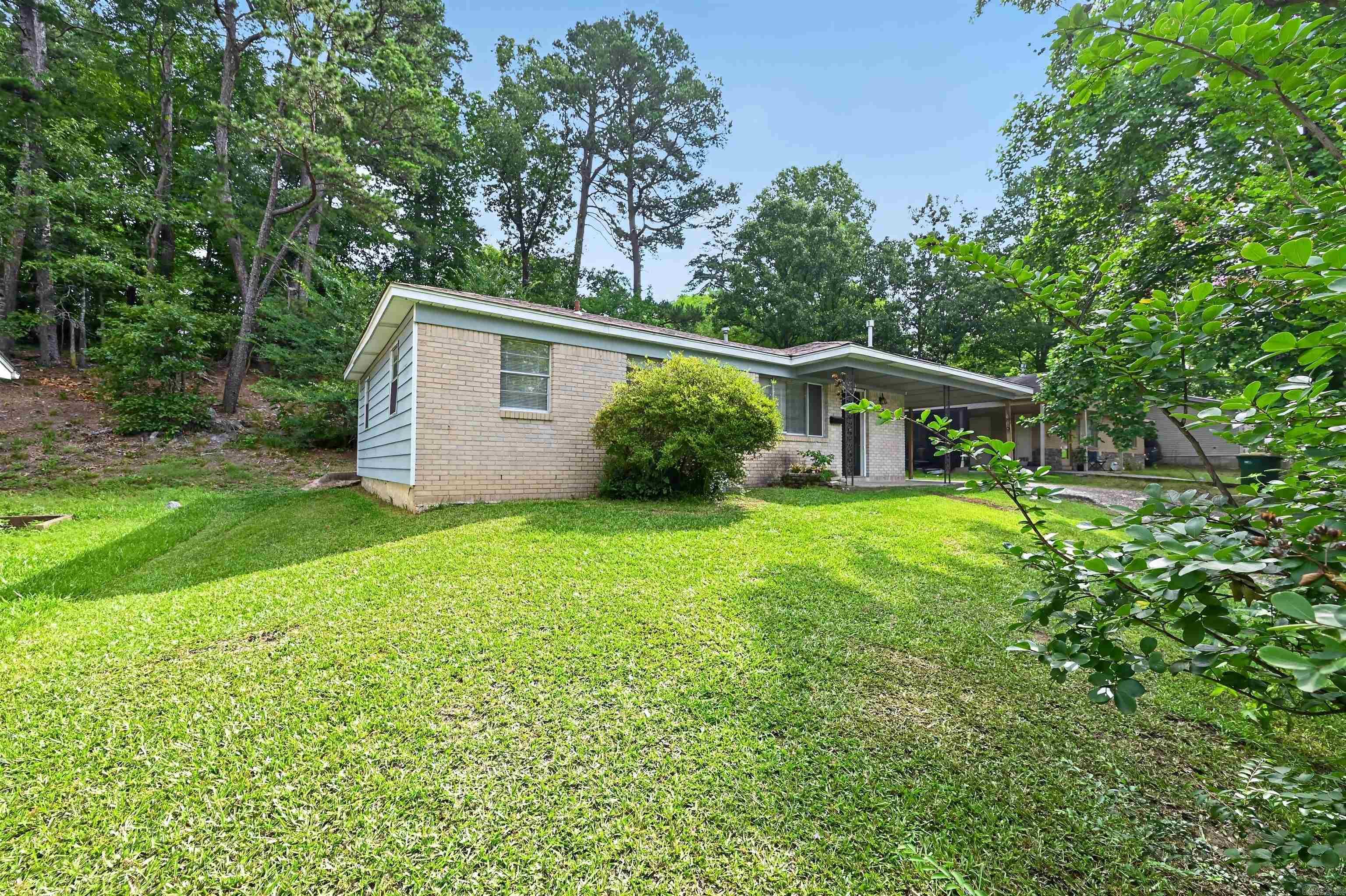BROOKWOOD ADDN - Residential