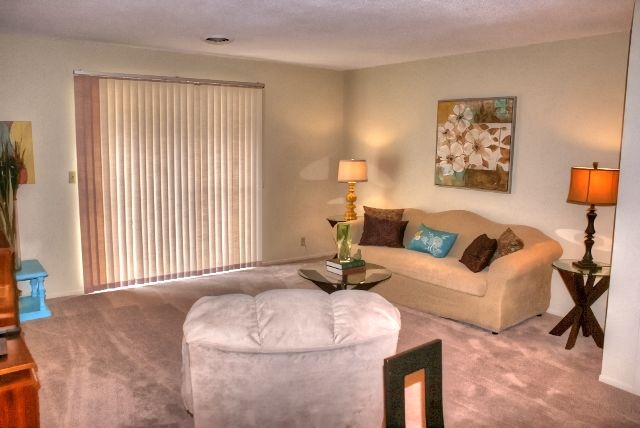 Lakewood Hills Condo - Residential