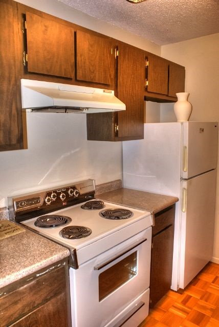 Lakewood Hills Condo - Residential