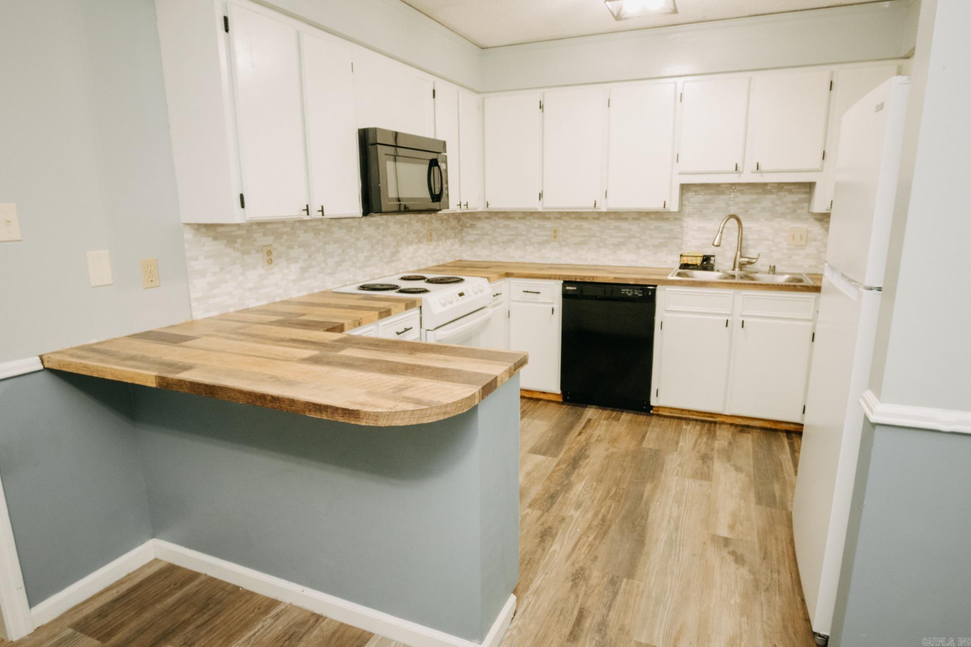 POINT WEST ADDN - Residential