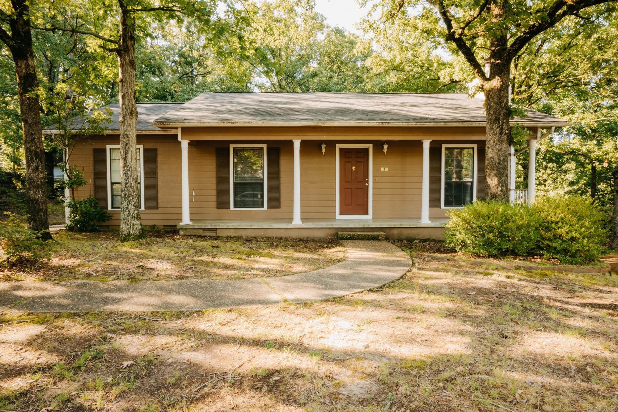 Nice home with 3-bedrooms and 2-full baths with just under 1200 square foot. Rear 2-car garage with fence in back yard and in a great located in West Little Rock. Great price point to own your first or next home.
