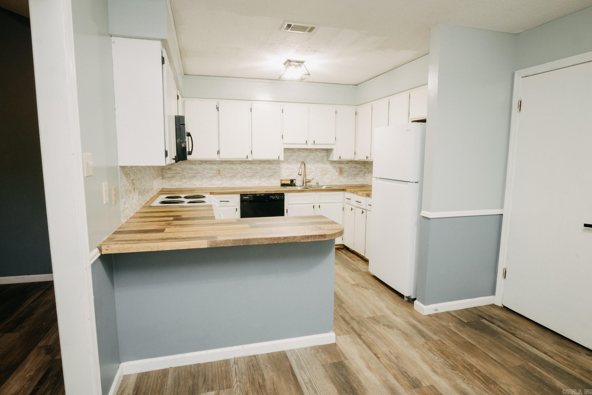 POINT WEST ADDN - Residential