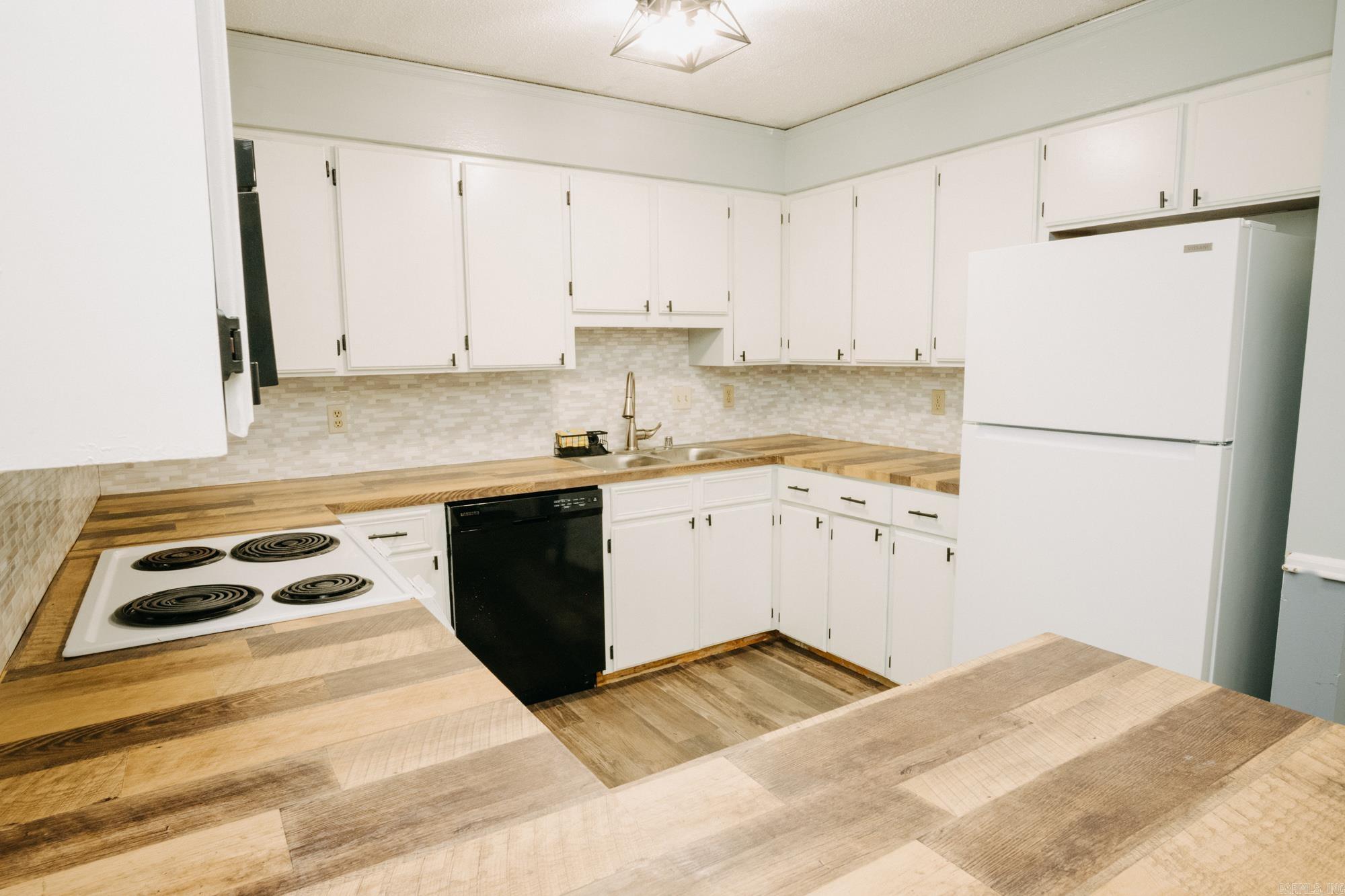 POINT WEST ADDN - Residential