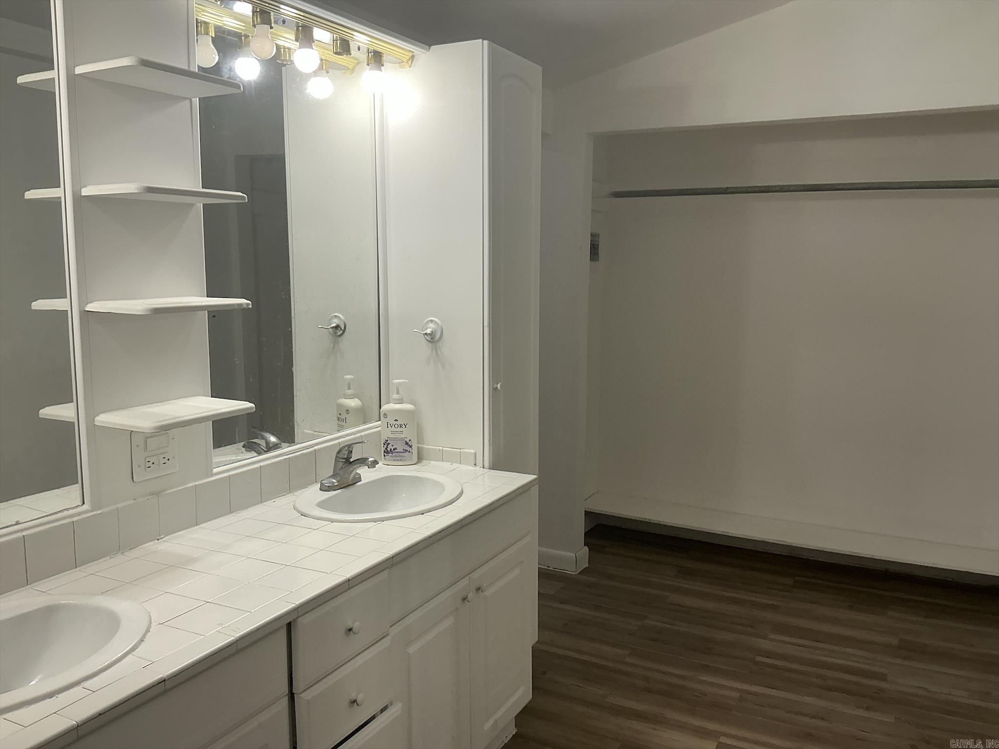 CROSSETT ORIGINAL - Residential