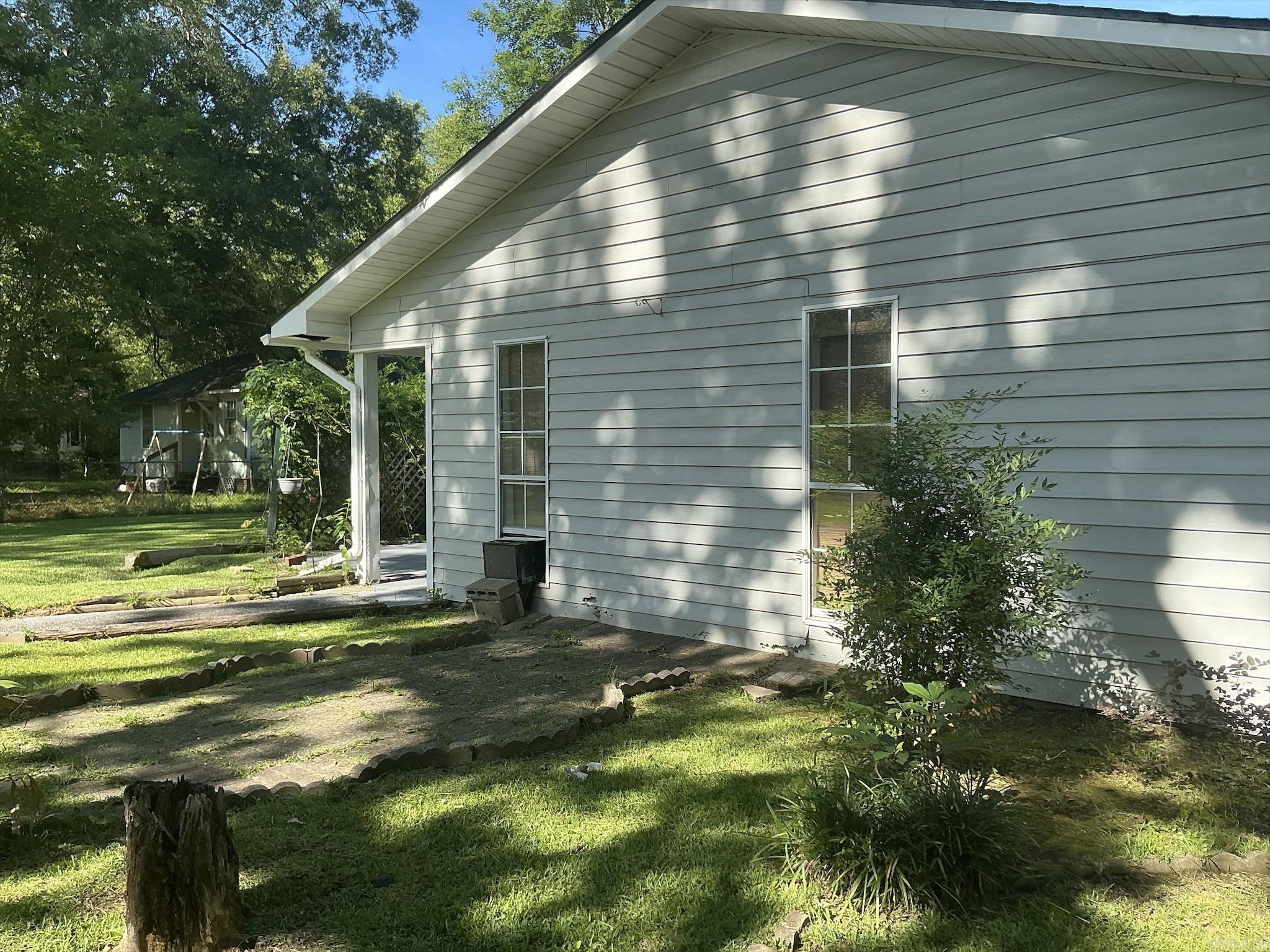 CROSSETT ORIGINAL - Residential