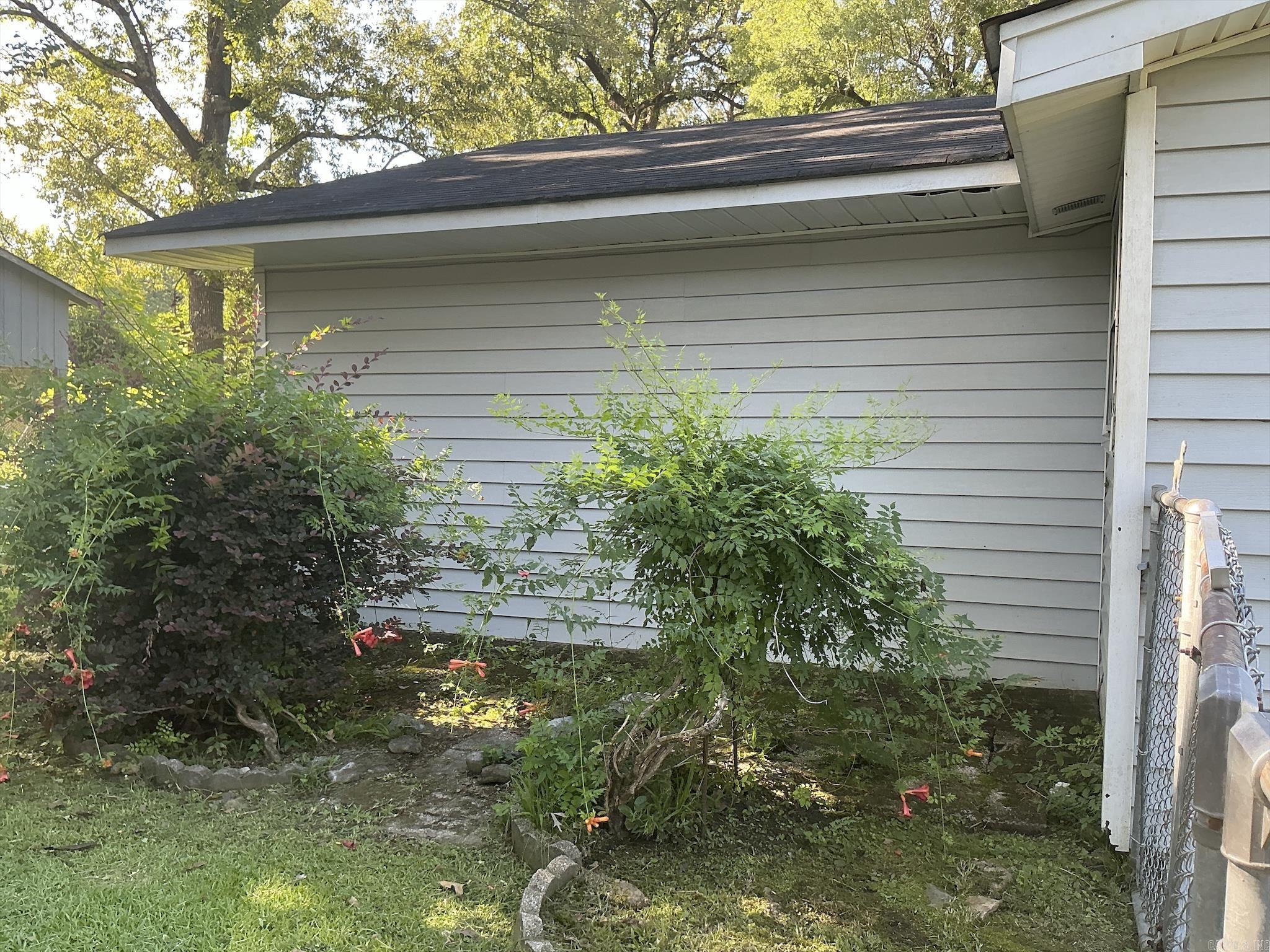 CROSSETT ORIGINAL - Residential