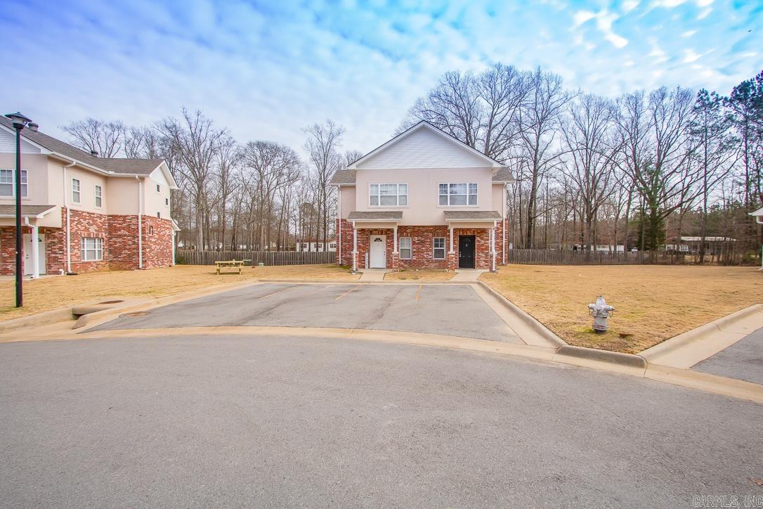 CAMRY COURT - Residential Lease