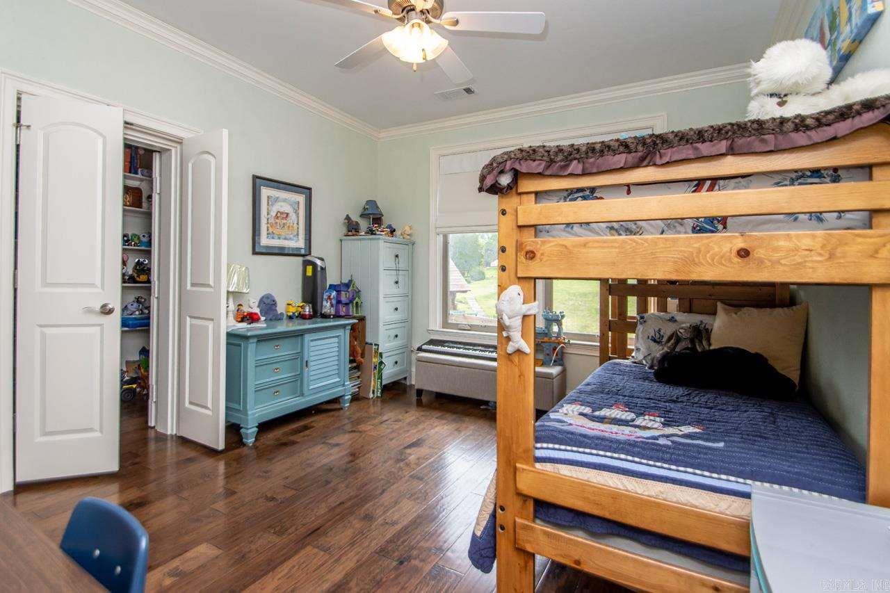 HURRICANE LAKE EST - Residential