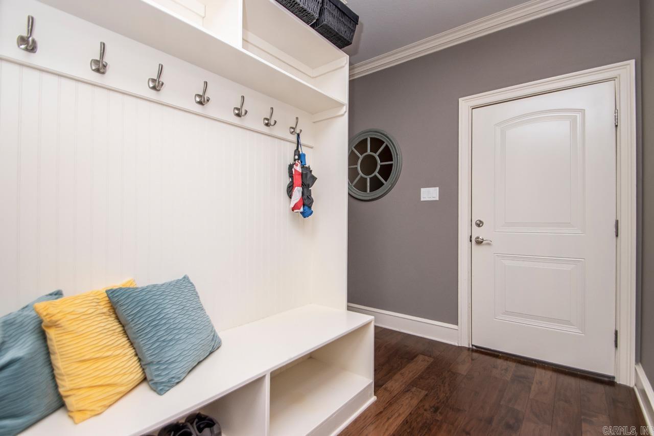 HURRICANE LAKE EST - Residential