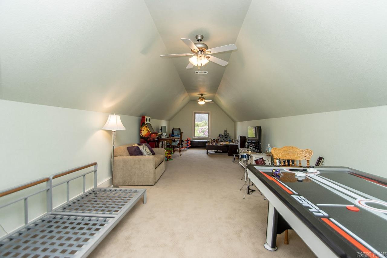 HURRICANE LAKE EST - Residential