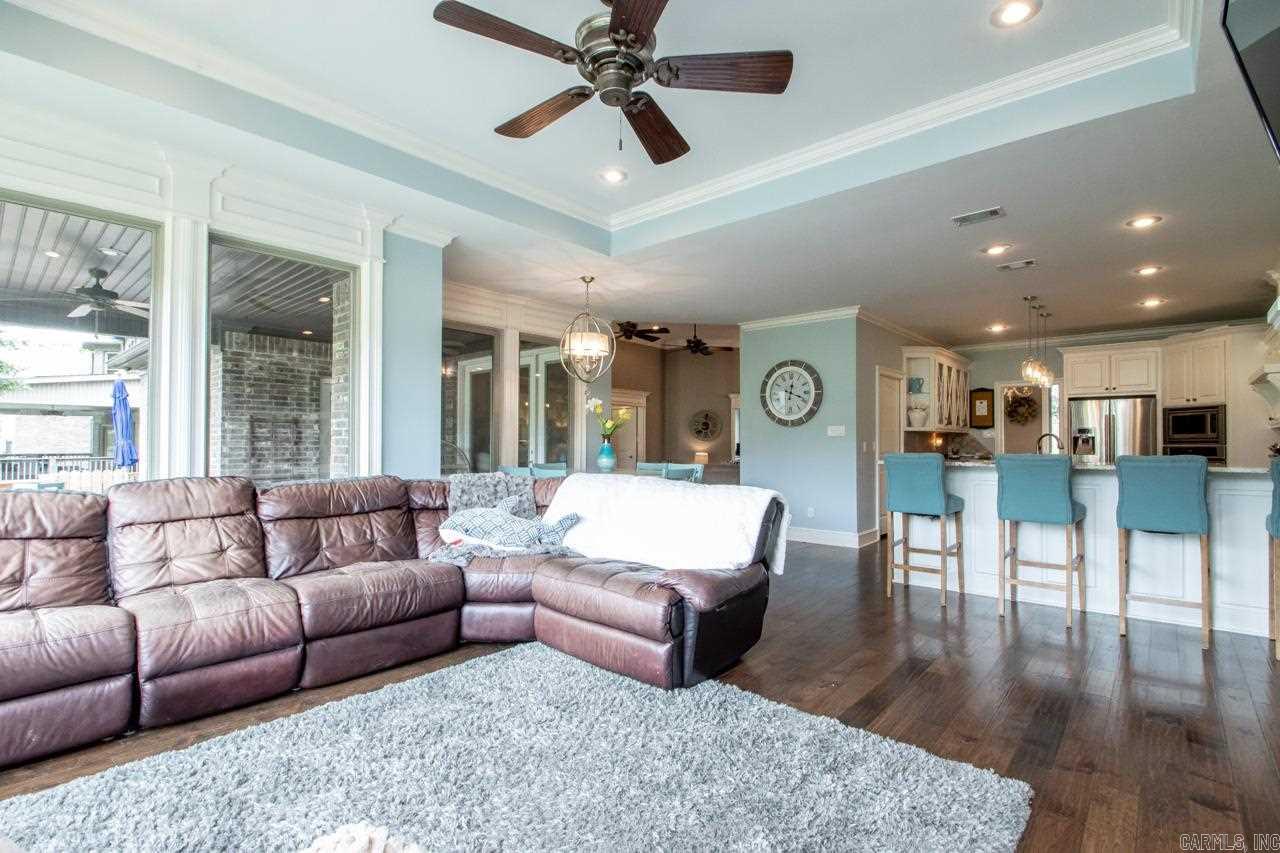 HURRICANE LAKE EST - Residential