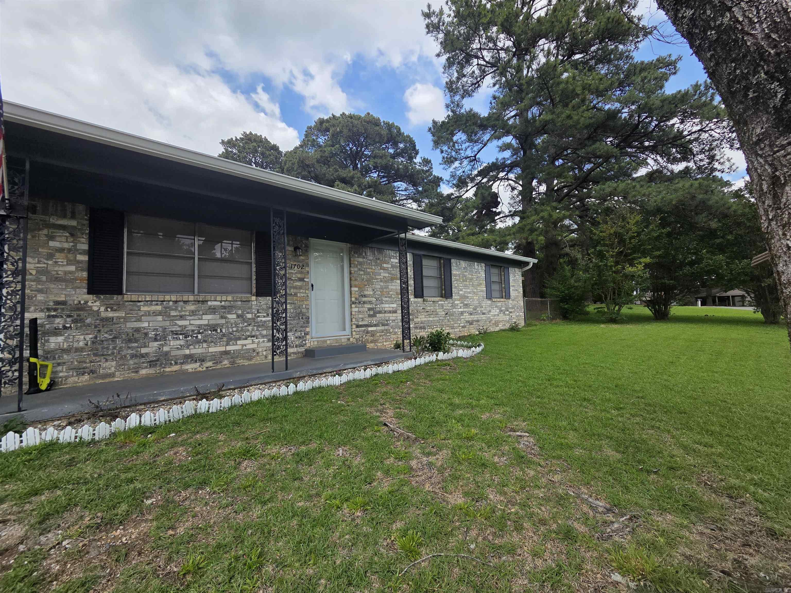 Rolling Acres - Residential Lease