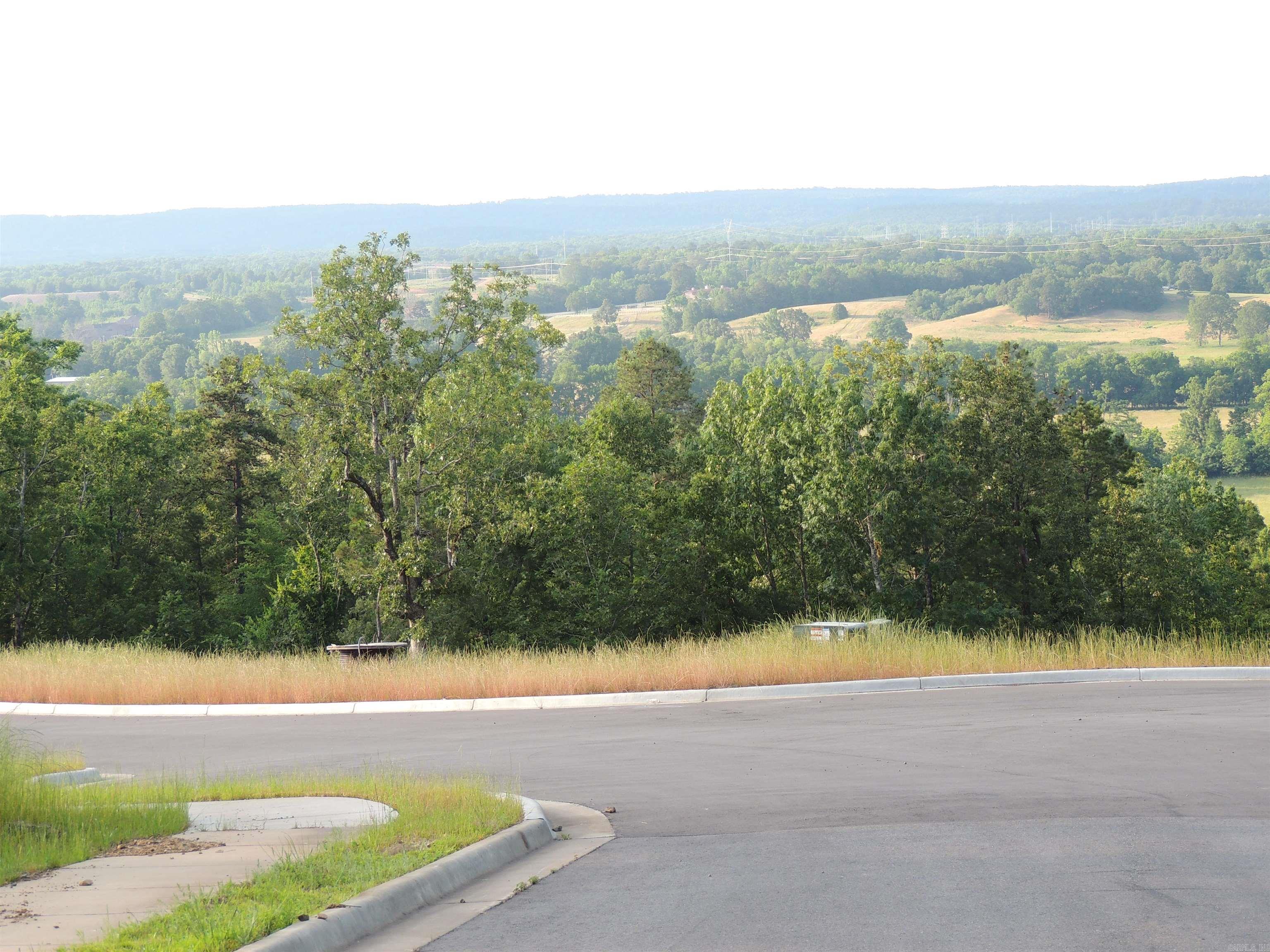 MOUNTAIN CREST ESTATES - Land