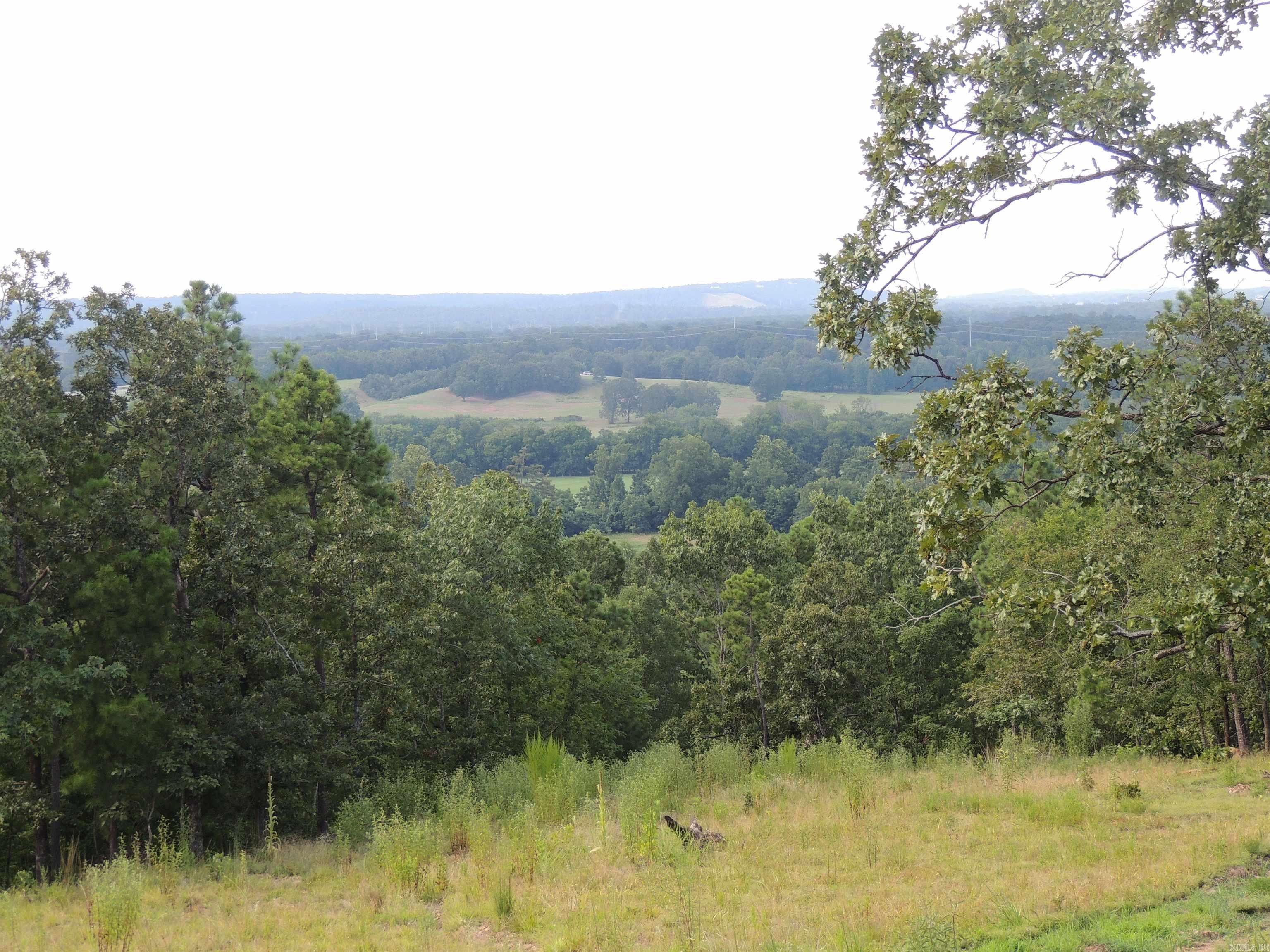 MOUNTAIN CREST ESTATES - Land