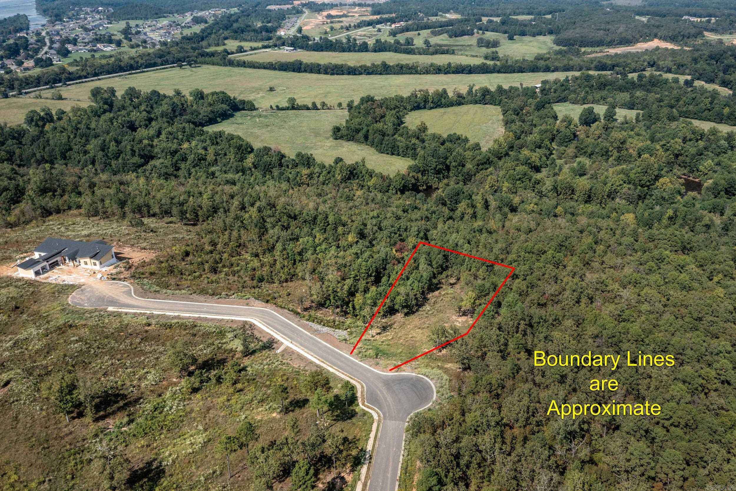 MOUNTAIN CREST ESTATES - Land
