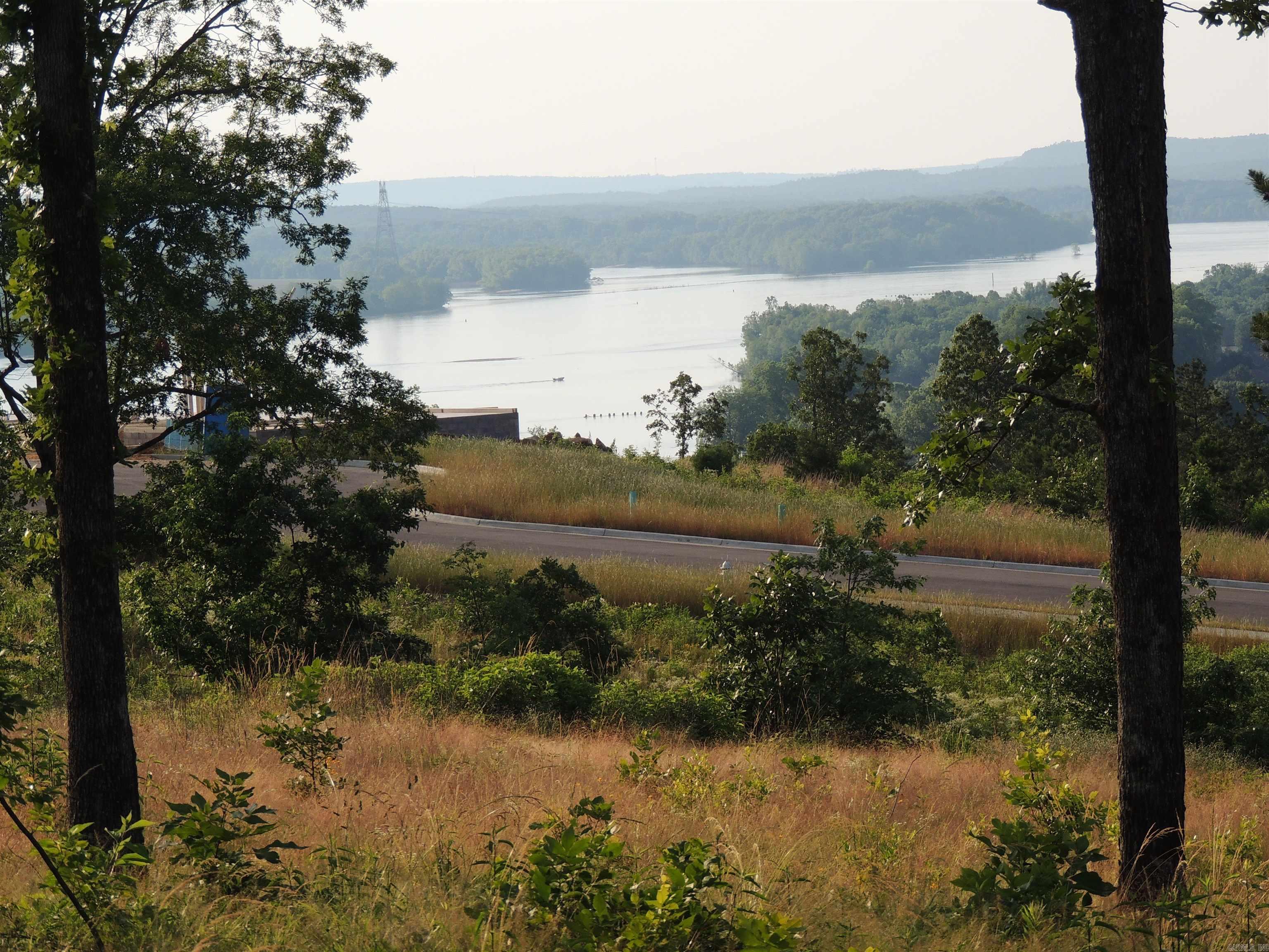 MOUNTAIN CREST ESTATES - Land