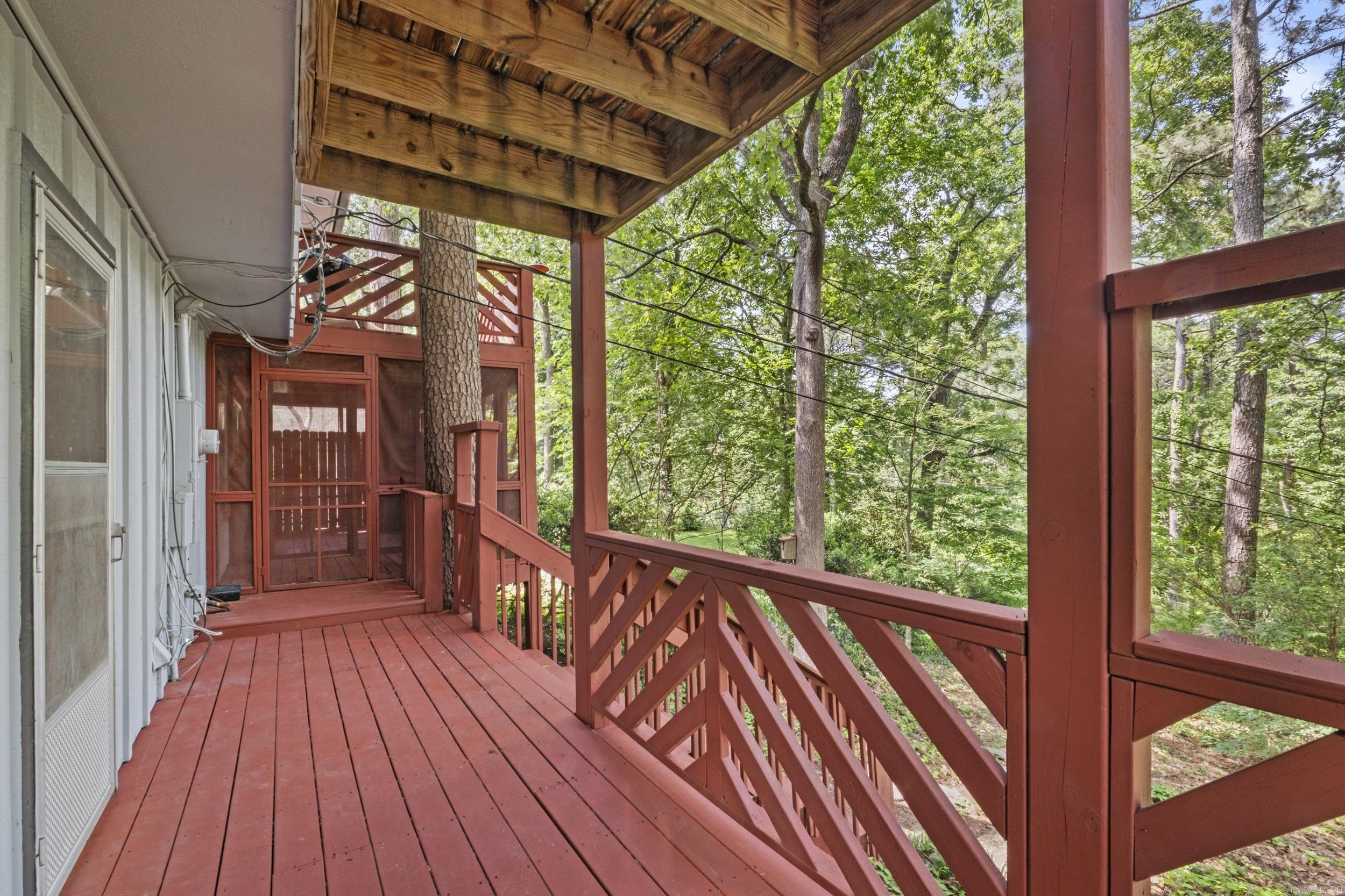 COLONY WEST - Residential