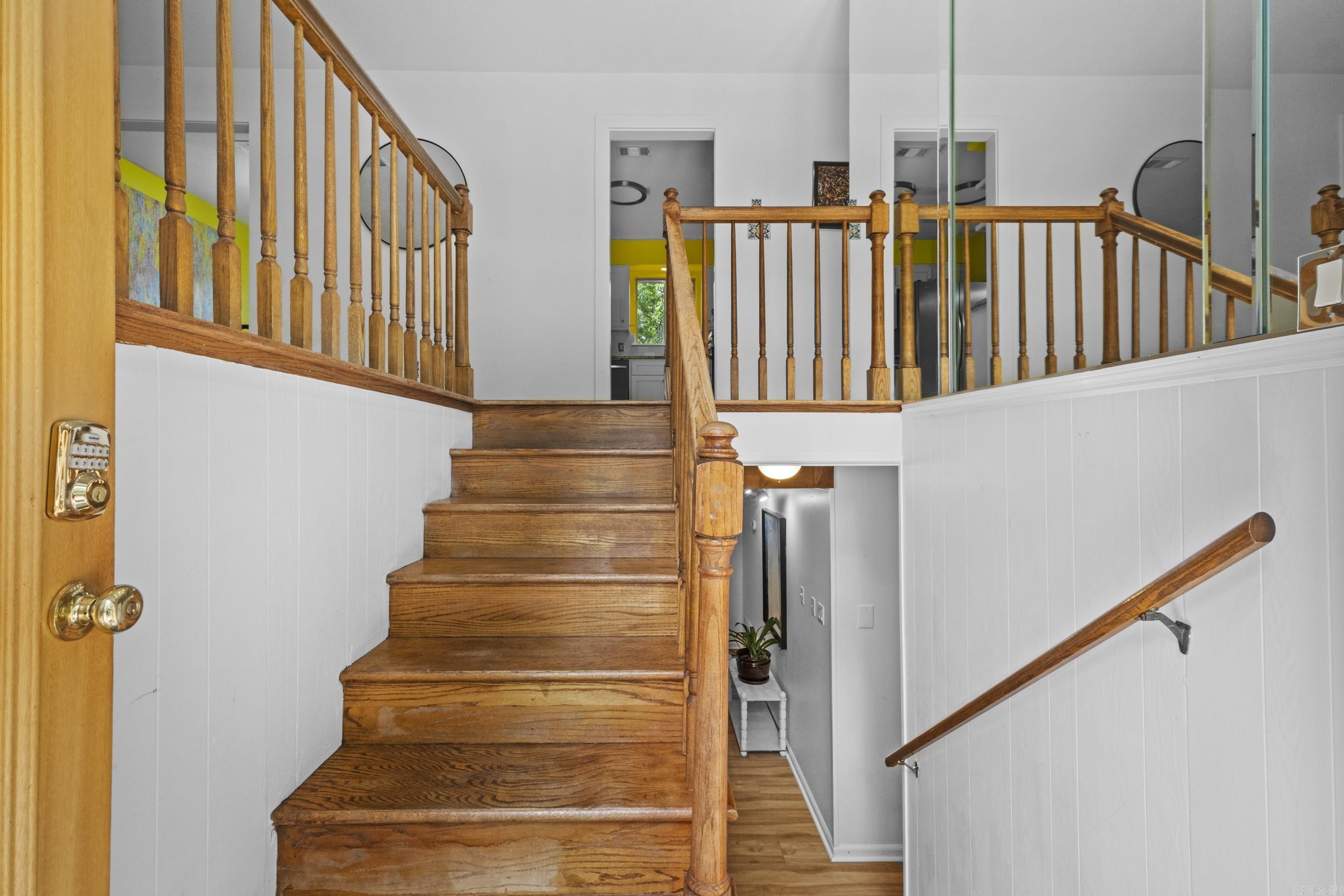 COLONY WEST - Residential