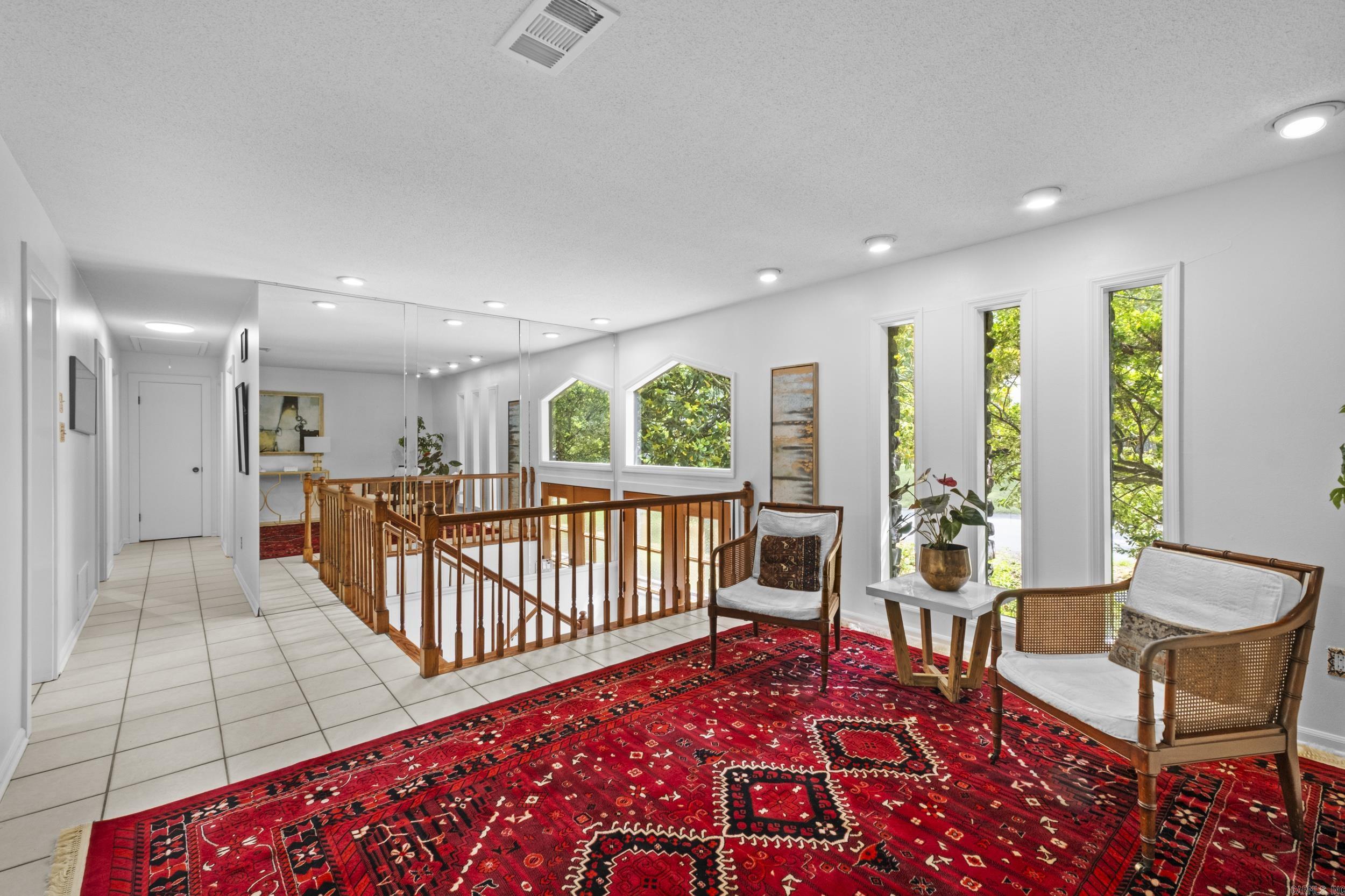 COLONY WEST - Residential