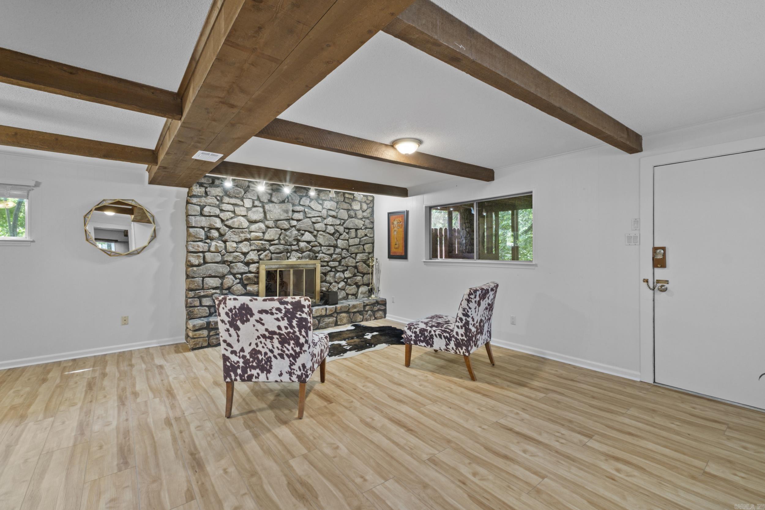 COLONY WEST - Residential