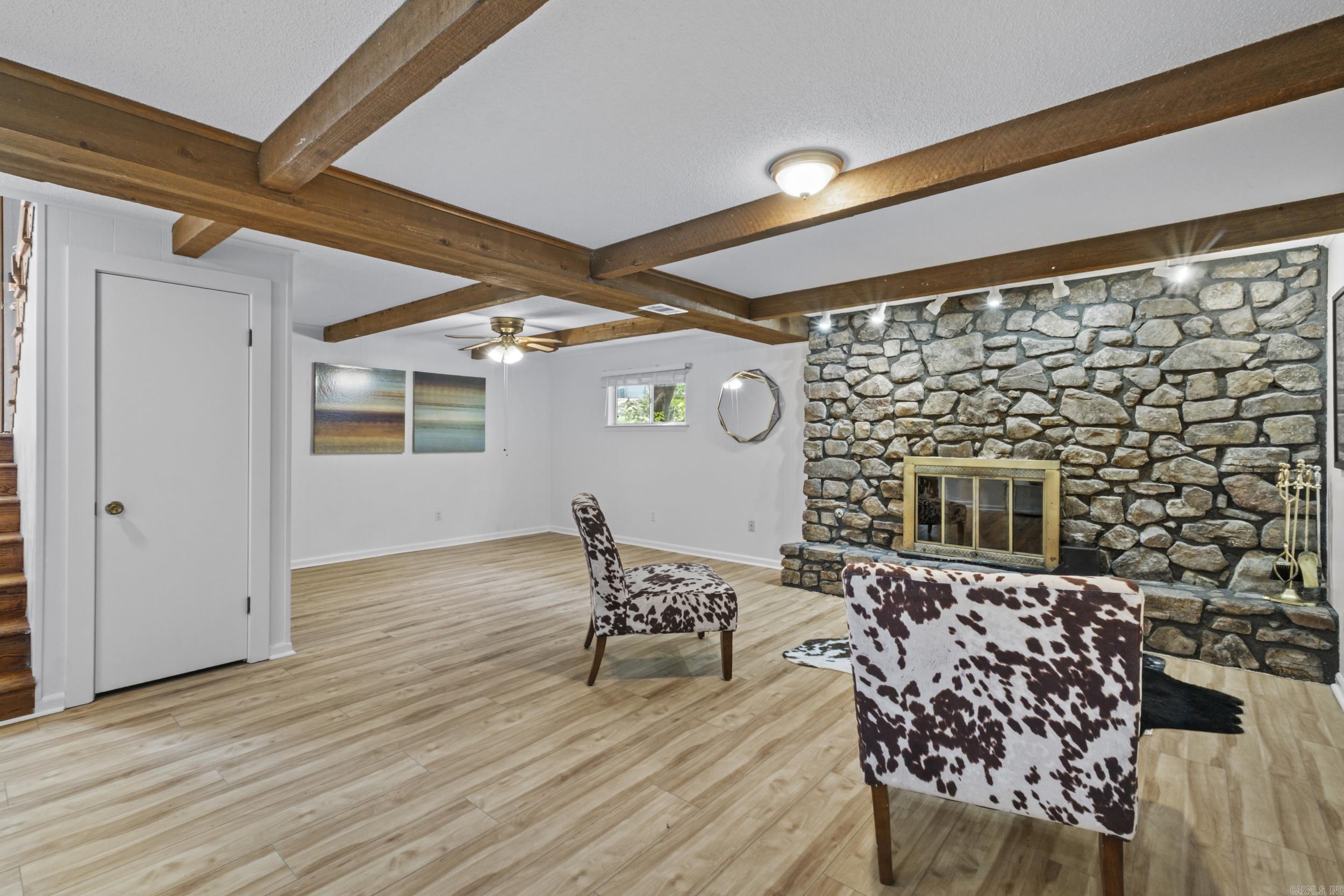 COLONY WEST - Residential