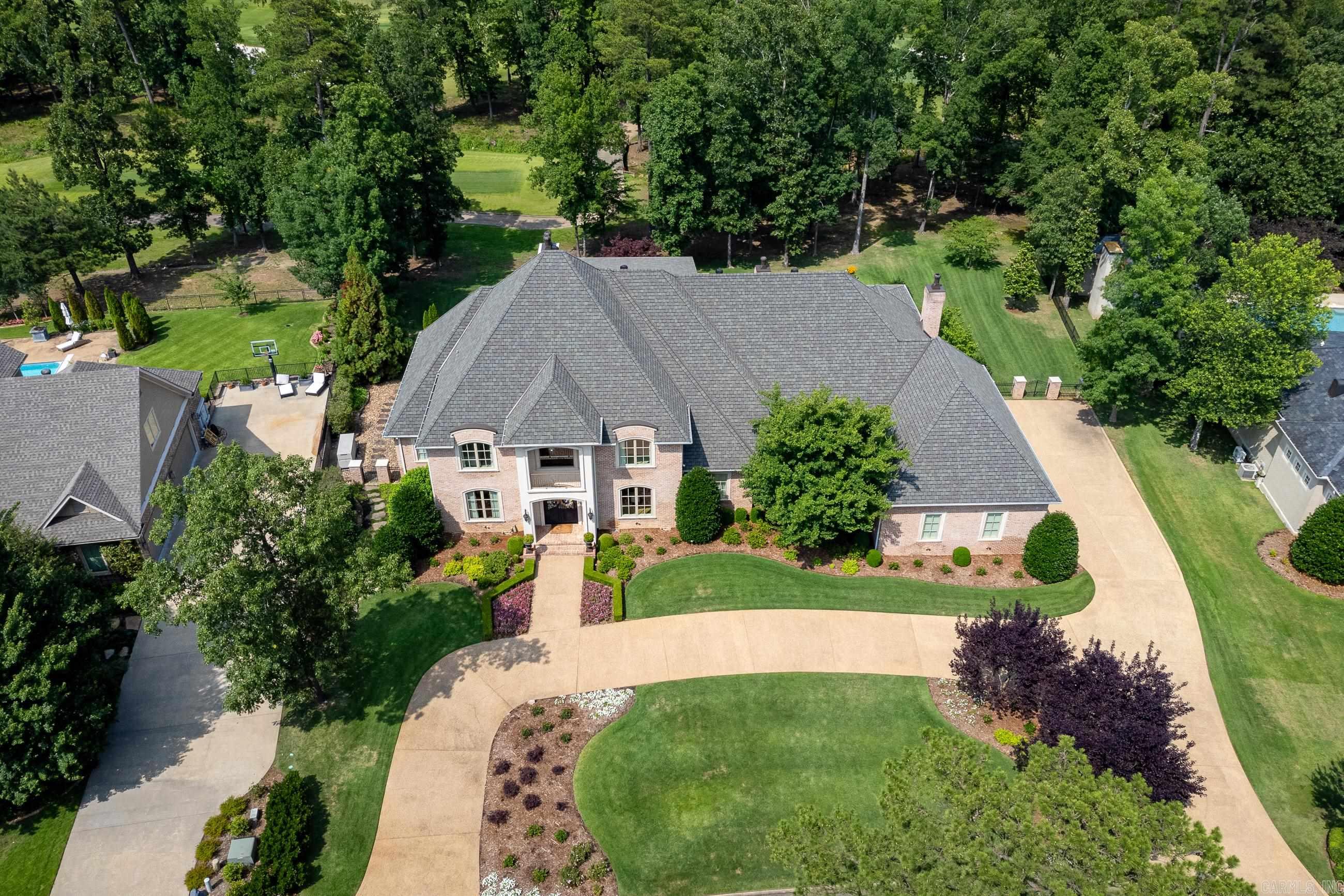 CHENAL VALLEY SOLOGNE CIRCLE - Residential
