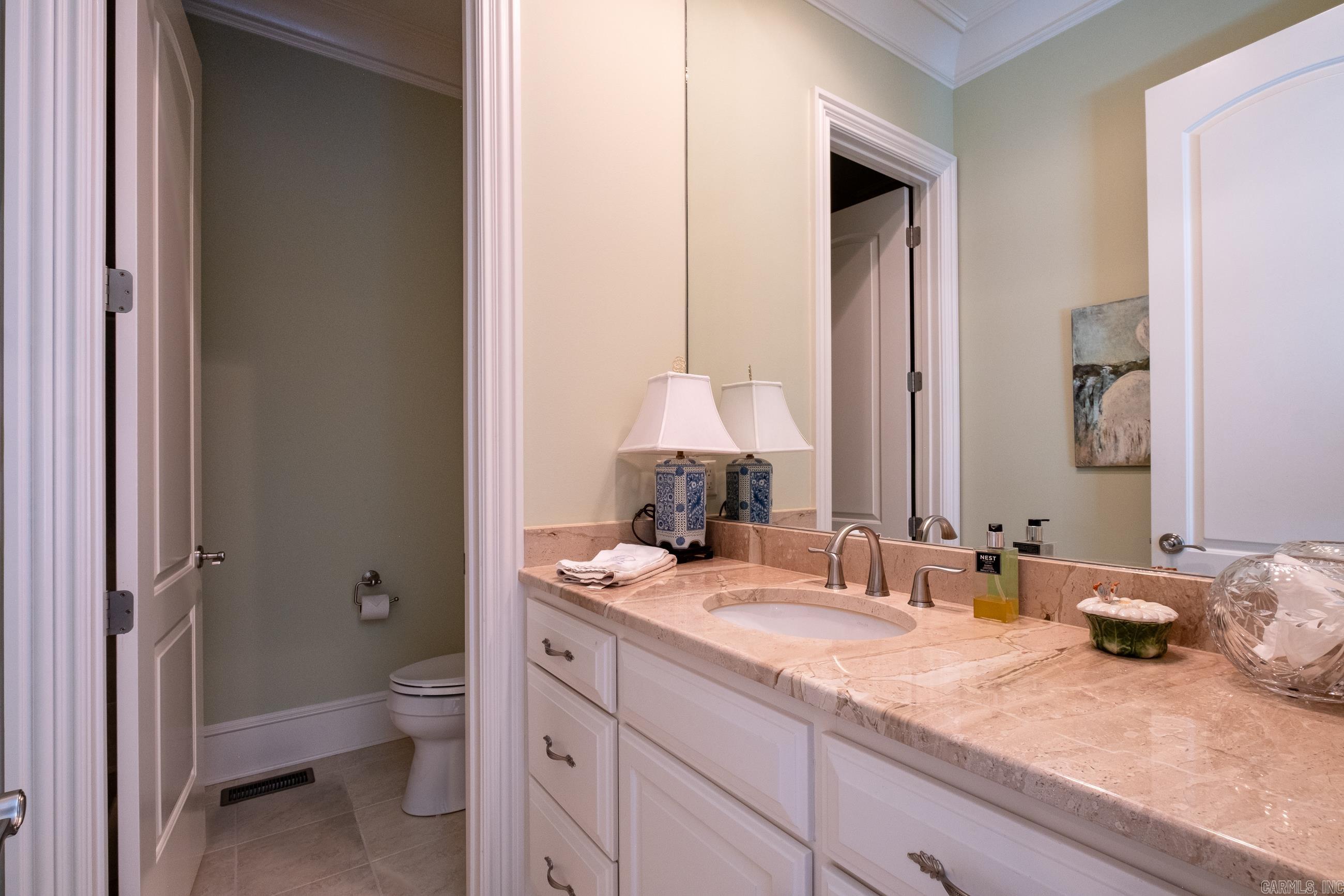 CHENAL VALLEY SOLOGNE CIRCLE - Residential