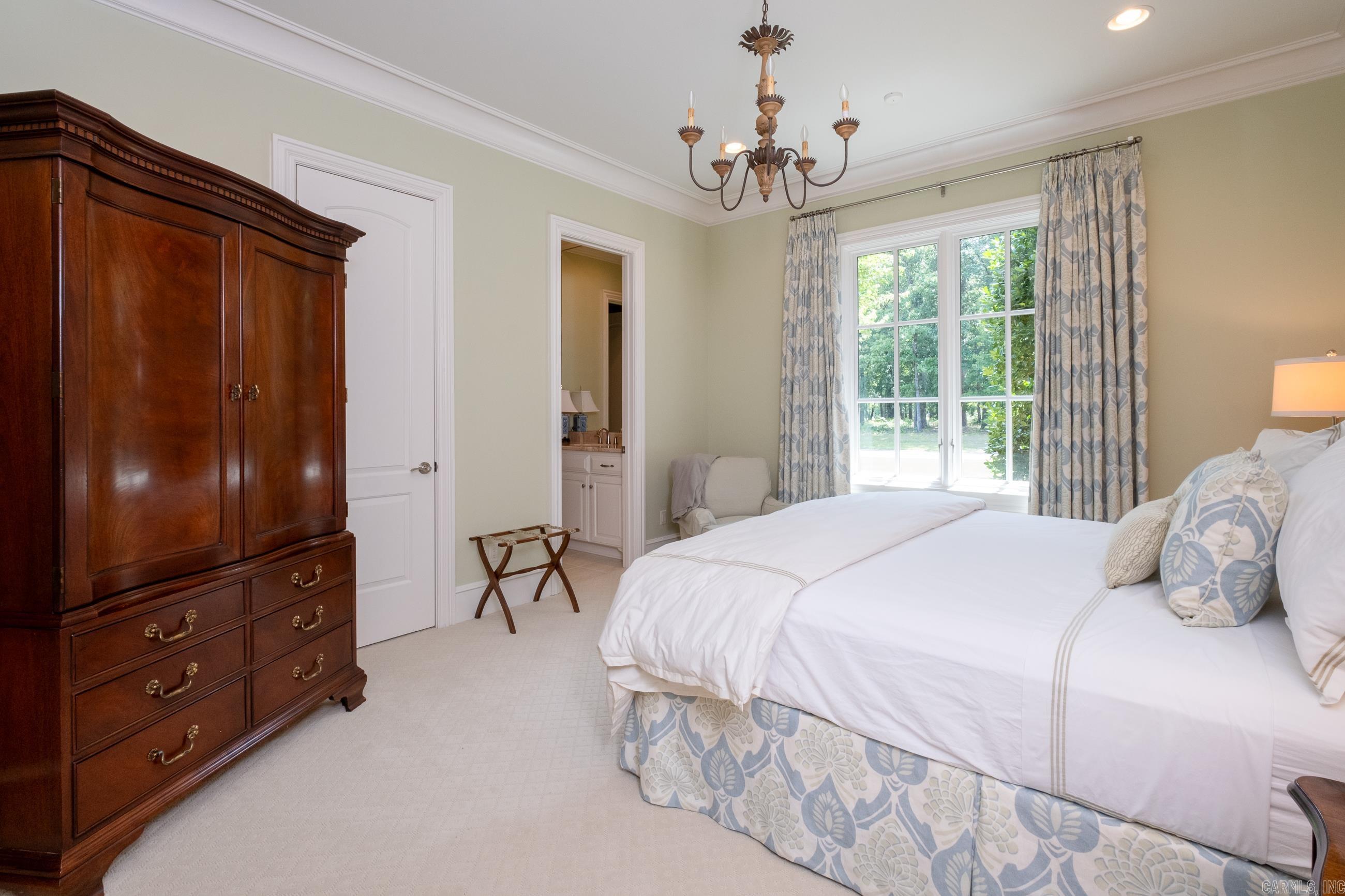 CHENAL VALLEY SOLOGNE CIRCLE - Residential
