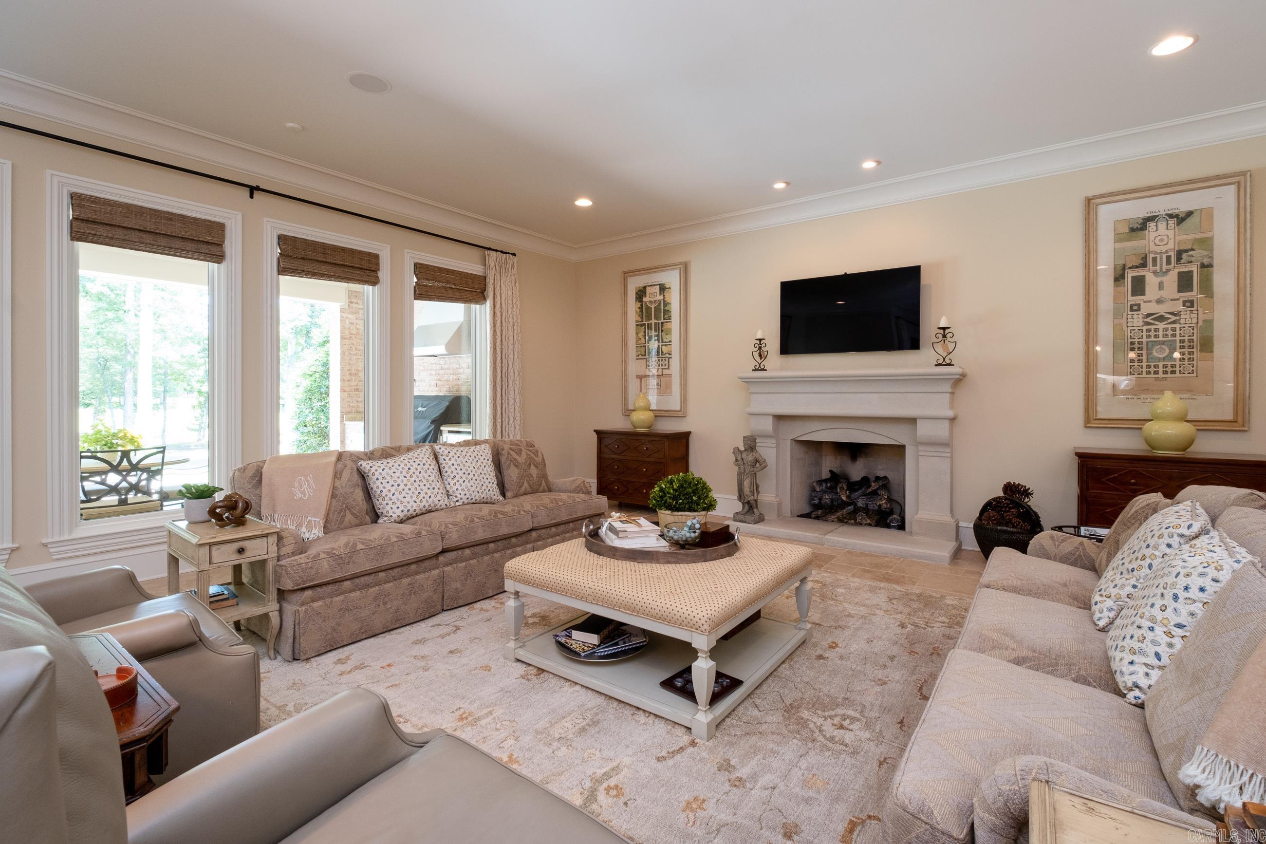 CHENAL VALLEY SOLOGNE CIRCLE - Residential