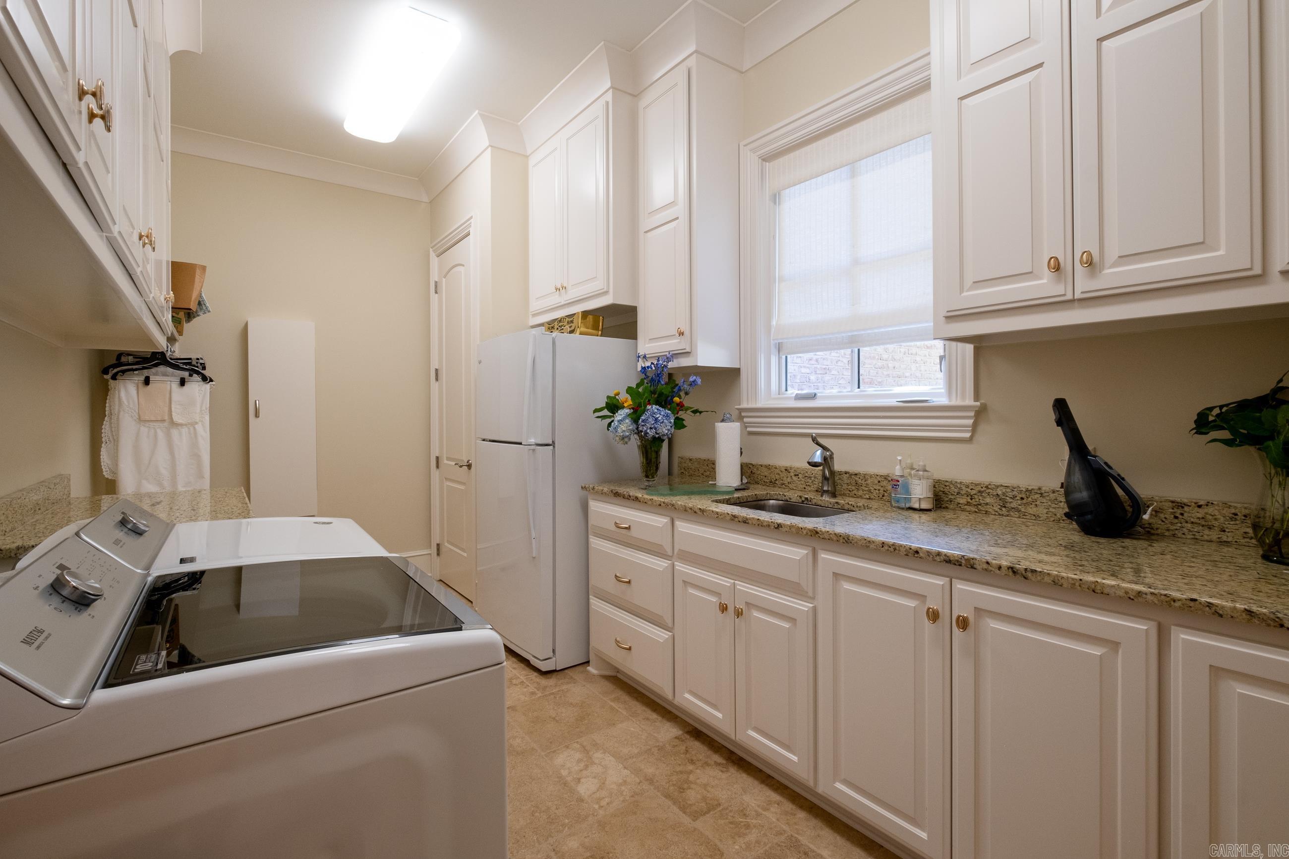 CHENAL VALLEY SOLOGNE CIRCLE - Residential