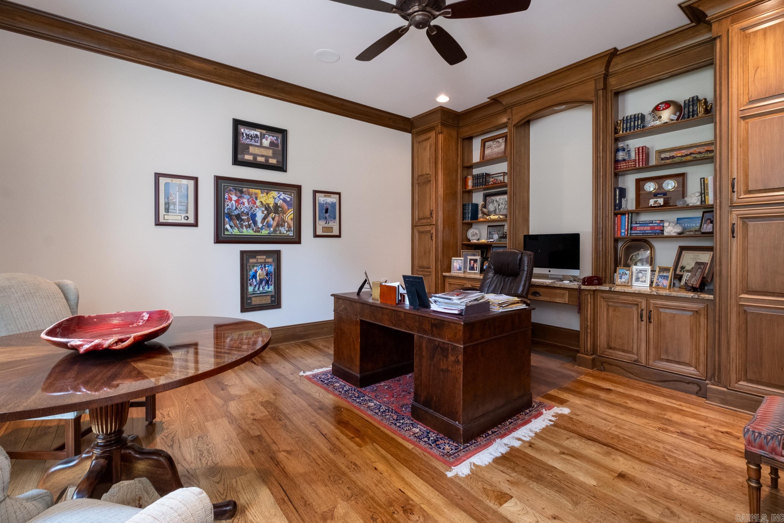 CHENAL VALLEY SOLOGNE CIRCLE - Residential