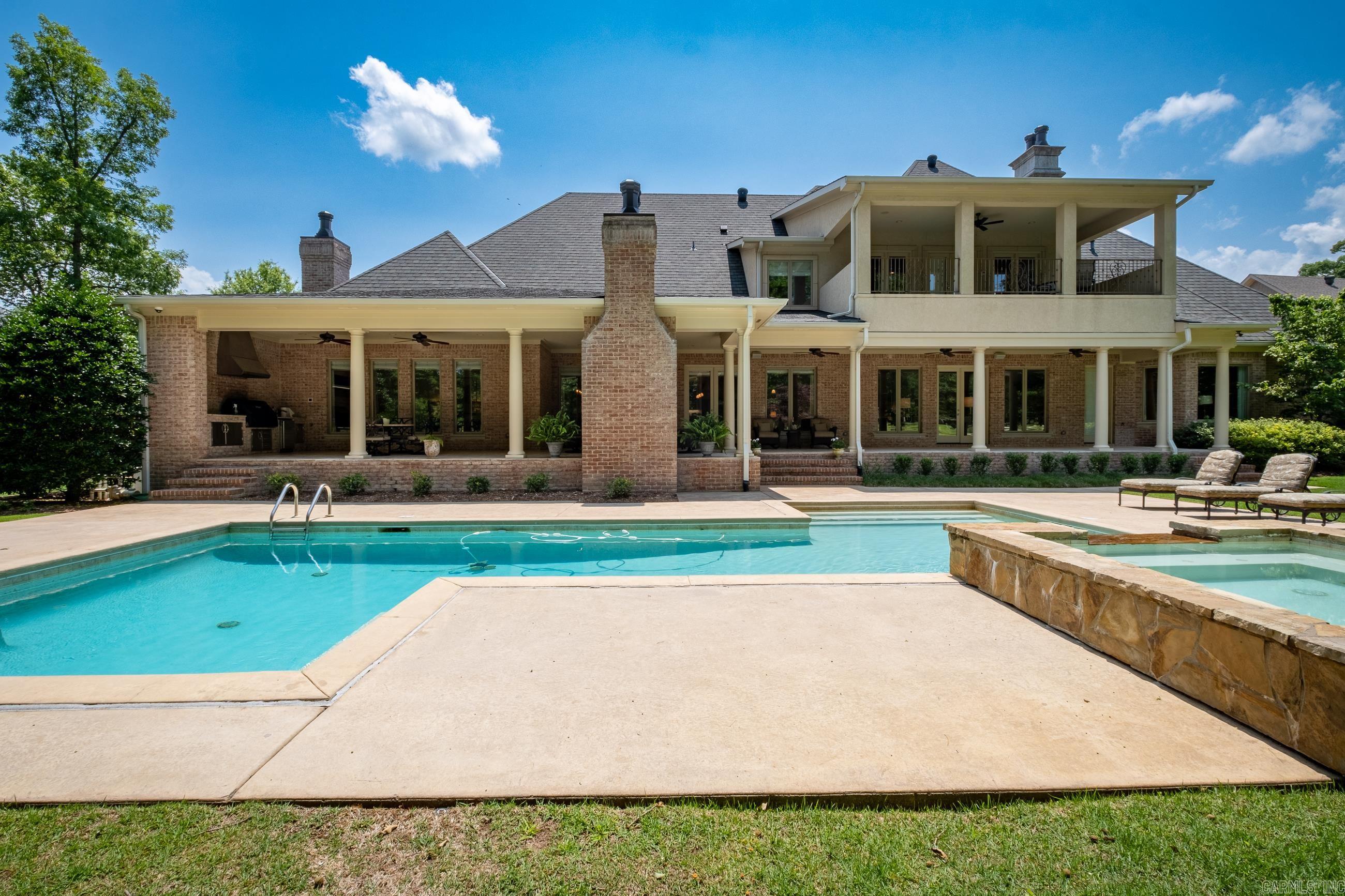 CHENAL VALLEY SOLOGNE CIRCLE - Residential