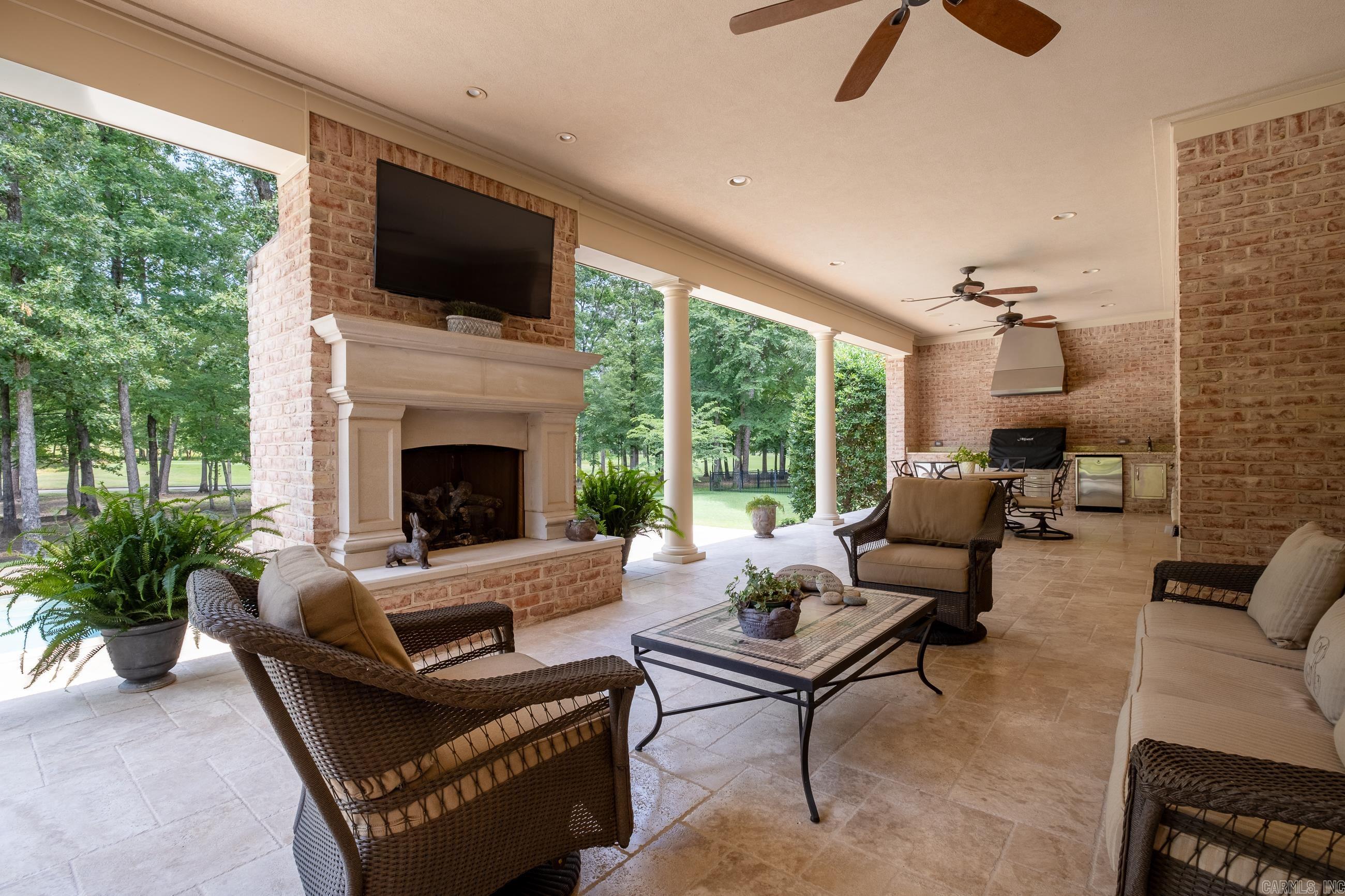 CHENAL VALLEY SOLOGNE CIRCLE - Residential