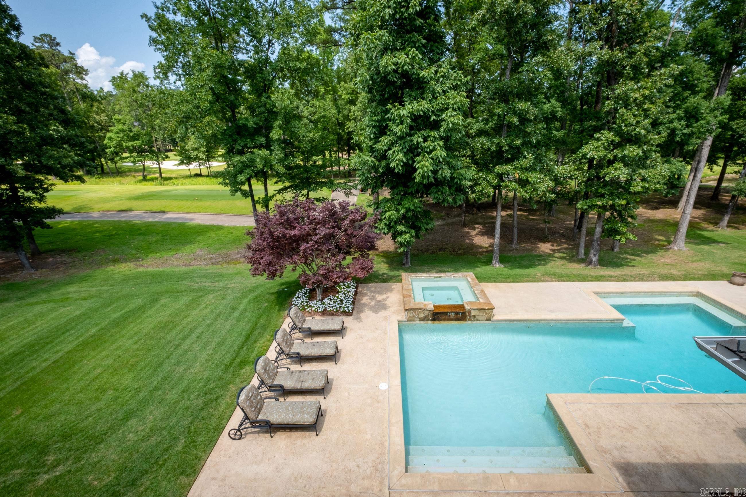 CHENAL VALLEY SOLOGNE CIRCLE - Residential
