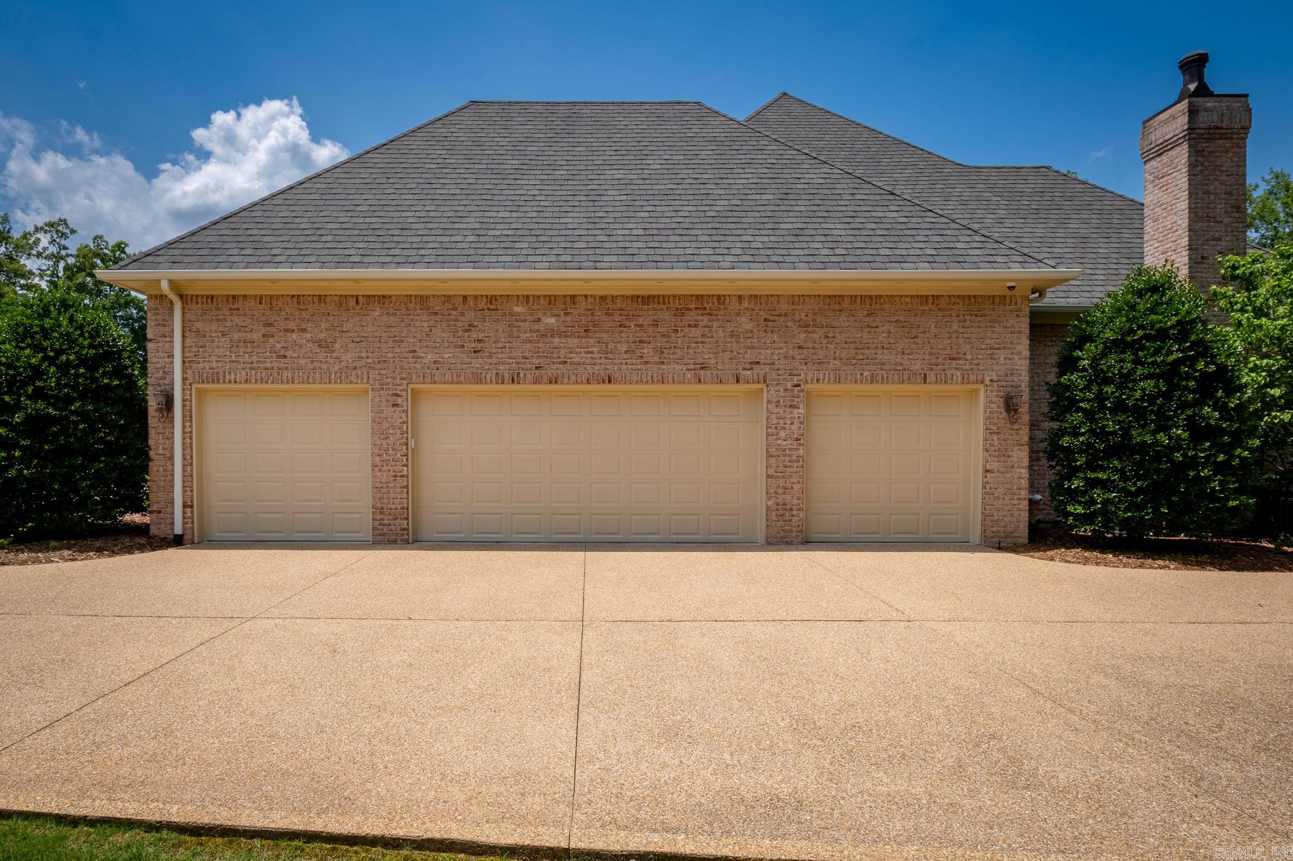 CHENAL VALLEY SOLOGNE CIRCLE - Residential
