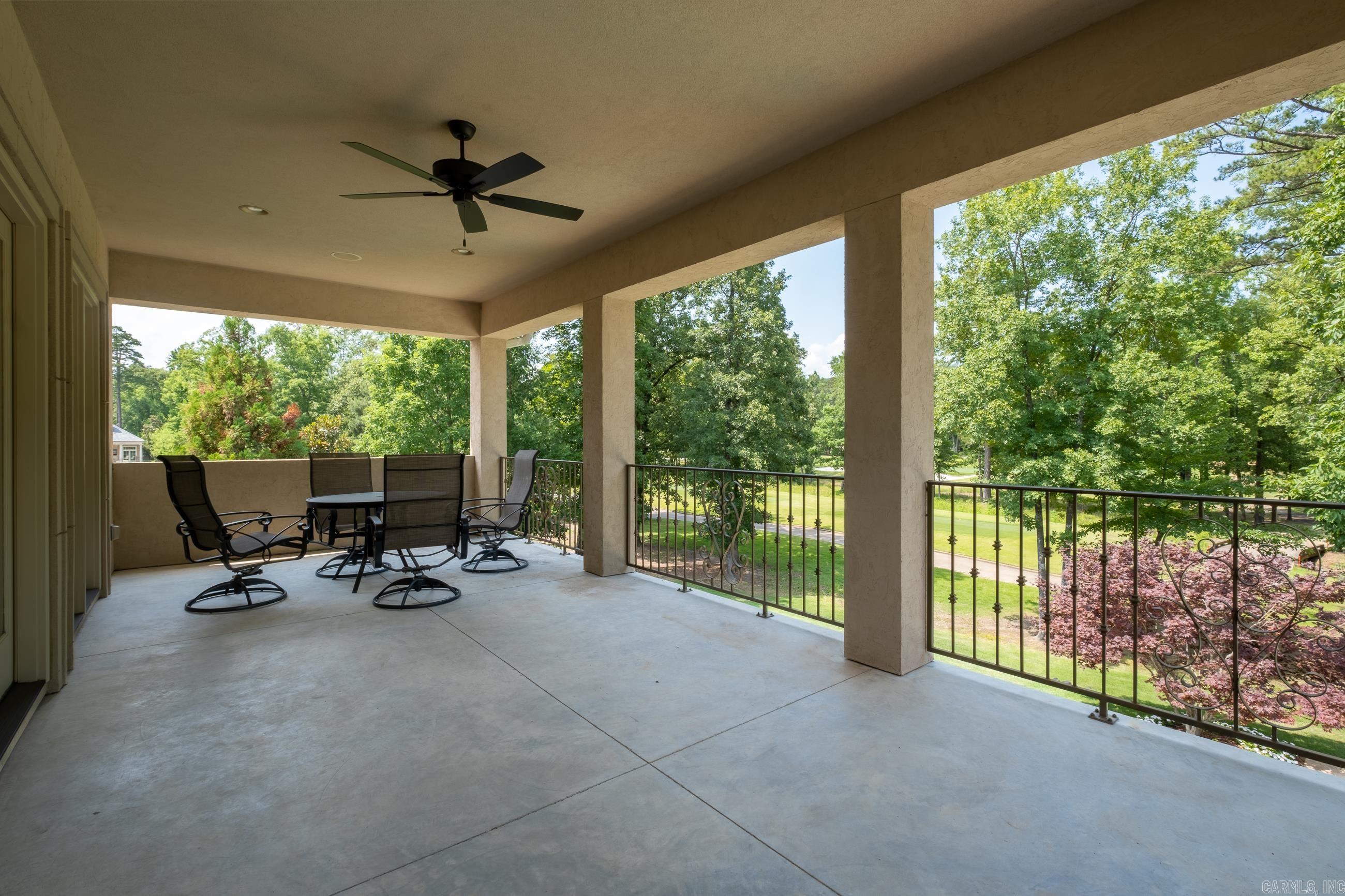 CHENAL VALLEY SOLOGNE CIRCLE - Residential